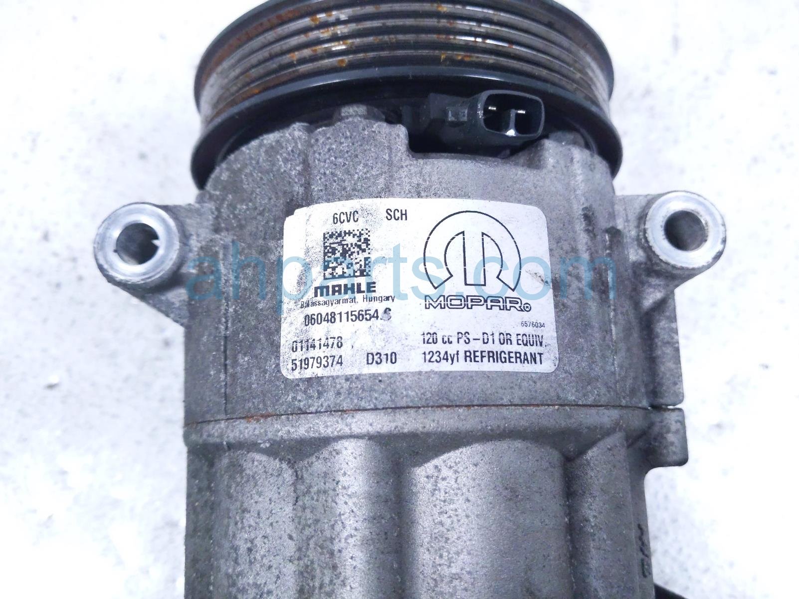 2018 Jeep Renegade Air + Clutch Ac Pump / Compressor 68245073AA Replacement 2018 Jeep Renegade Air + Clutch Ac Pump / Compressor 68245073AA Replacement thumbnail