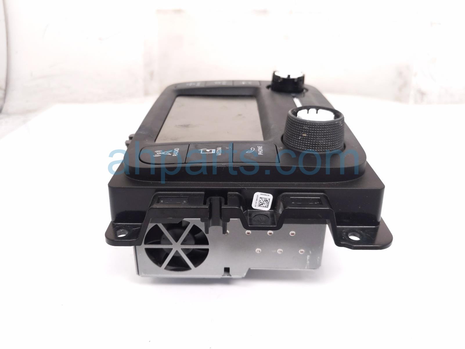 2018 Jeep Renegade Radio Receiver & Display Screen 6RQ12LXHAA Replacement 2018 Jeep Renegade Radio Receiver & Display Screen 6RQ12LXHAA Replacement thumbnail