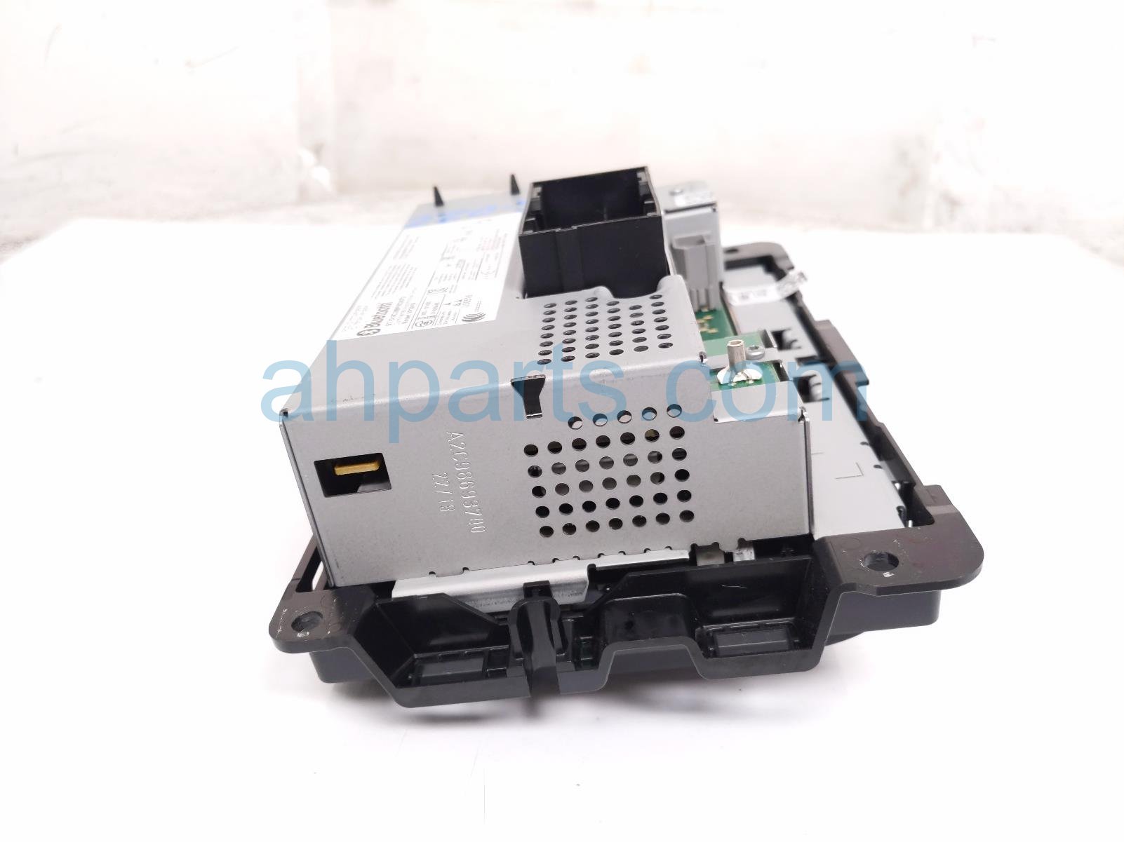 2018 Jeep Renegade Radio Receiver & Display Screen 6RQ12LXHAA Replacement 2018 Jeep Renegade Radio Receiver & Display Screen 6RQ12LXHAA Replacement thumbnail