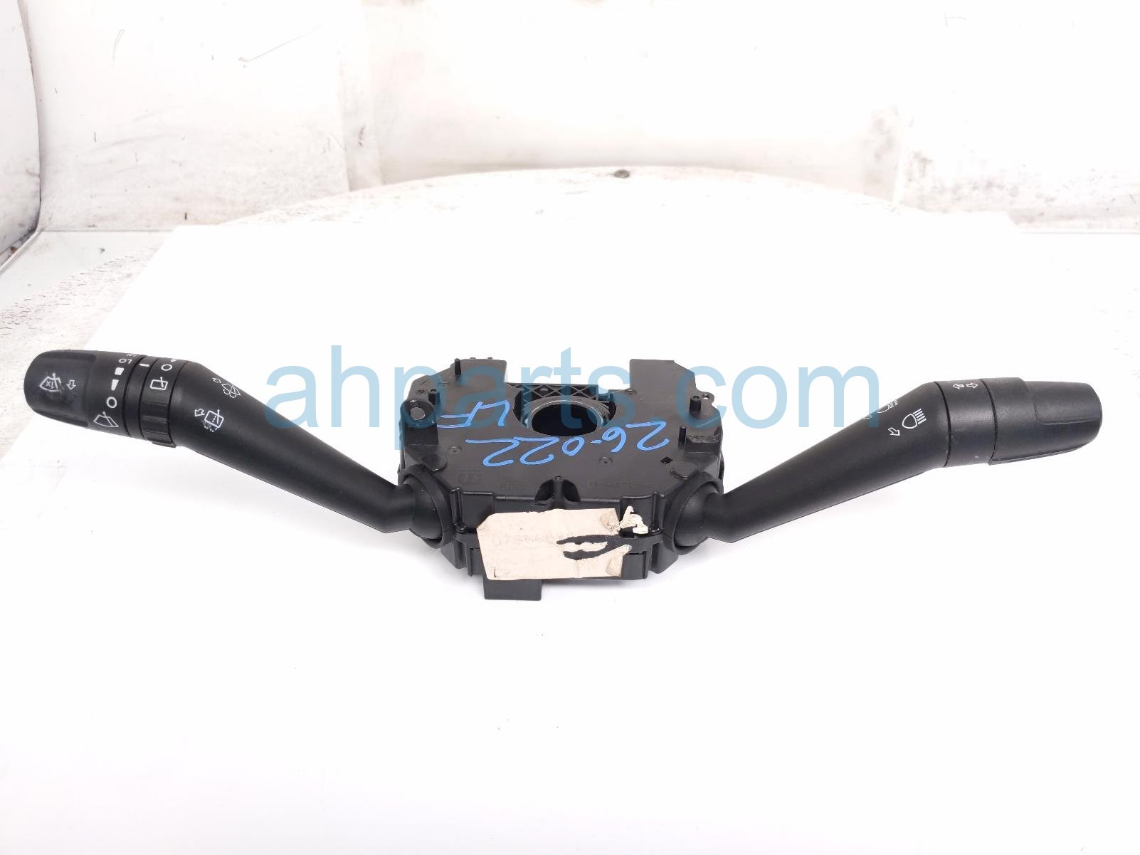 2018 Jeep Renegade Combo Turn Signal / Wiper Column Switch 6UW39JXWAA Replacement 2018 Jeep Renegade Combo Turn Signal / Wiper Column Switch 6UW39JXWAA Replacement thumbnail