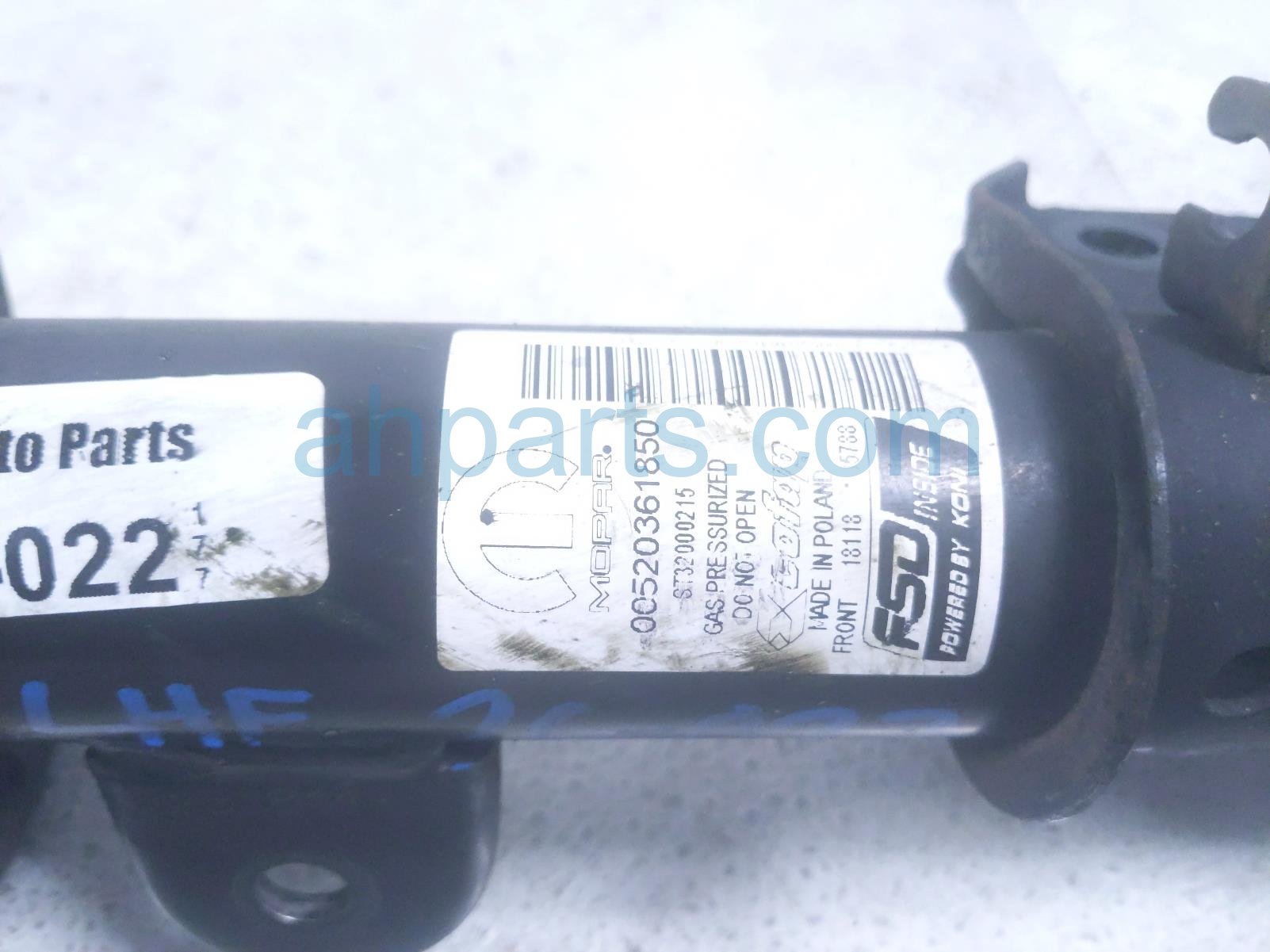 2018 Jeep Renegade Front Driver Strut Absorber + Spring 68304420AA Replacement 2018 Jeep Renegade Front Driver Strut Absorber + Spring 68304420AA Replacement thumbnail