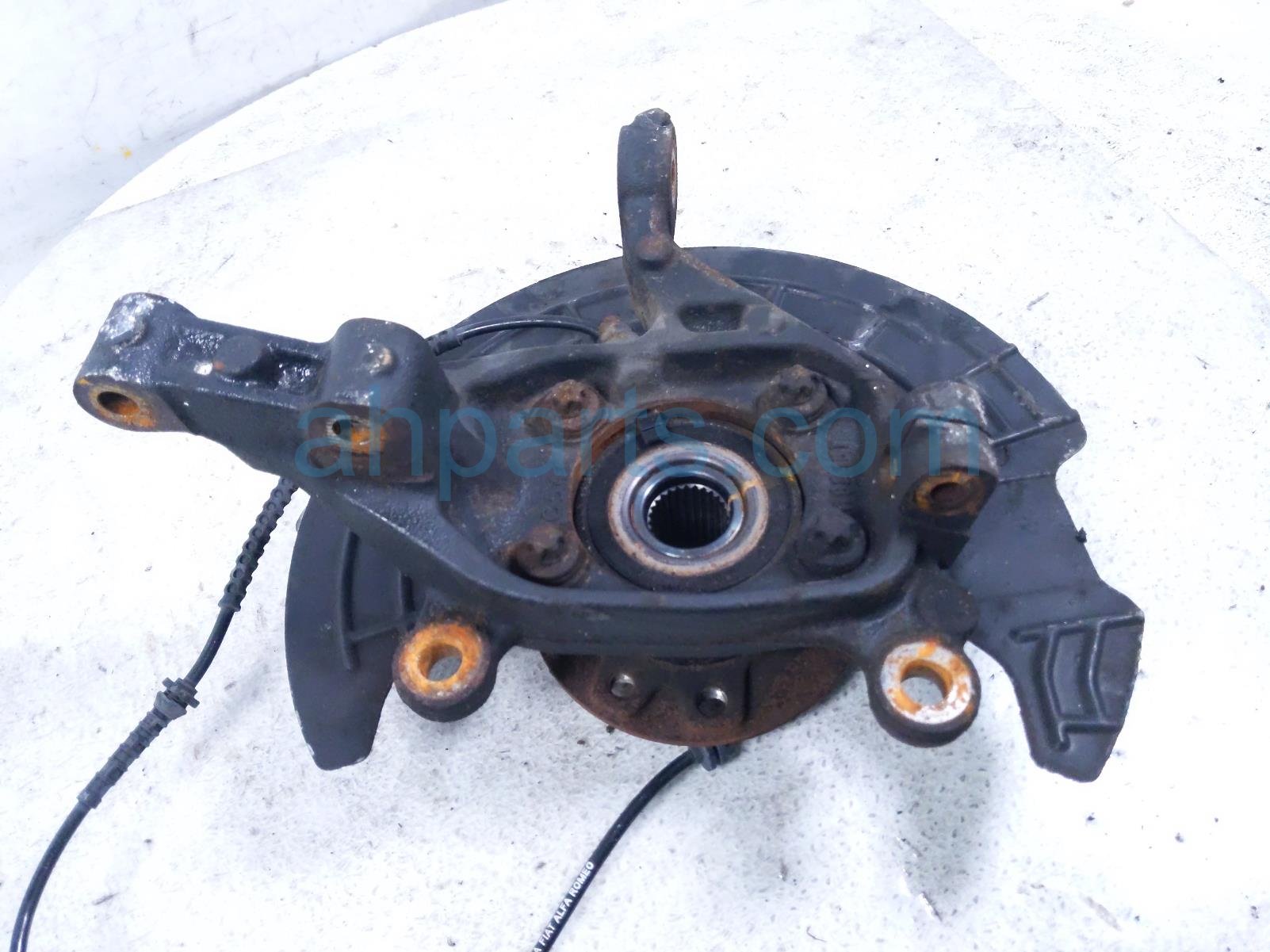 2018 Jeep Renegade Front Passenger Spindle Knuckle Hub Awd 4787970AA Replacement 2018 Jeep Renegade Front Passenger Spindle Knuckle Hub Awd 4787970AA Replacement thumbnail