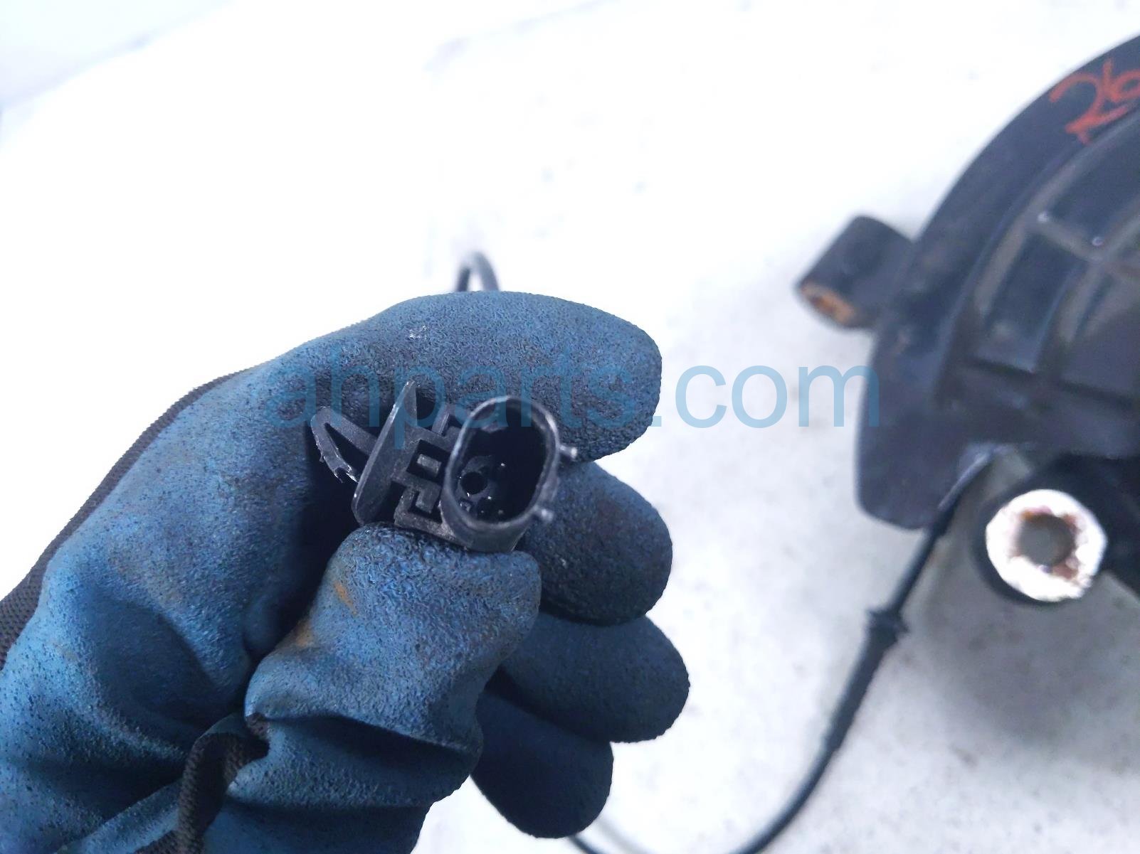 2018 Jeep Renegade Front Driver Spindle Knuckle Hub Awd 4787959AA Replacement 2018 Jeep Renegade Front Driver Spindle Knuckle Hub Awd 4787959AA Replacement thumbnail