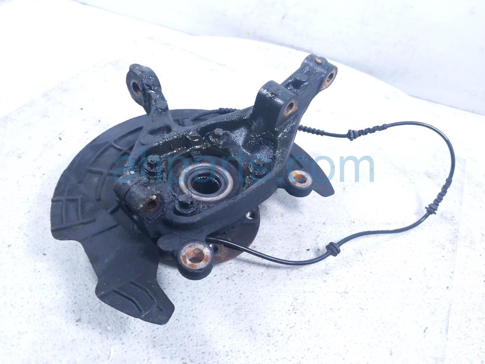 2018 Jeep Renegade Front Driver Spindle Knuckle Hub Awd 4787959AA Replacement 2018 Jeep Renegade Front Driver Spindle Knuckle Hub Awd 4787959AA Replacement thumbnail