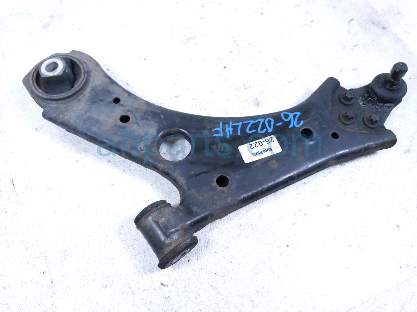 2018 Jeep Renegade Front Driver Lower Control Arm 68248000AA Replacement 2018 Jeep Renegade Front Driver Lower Control Arm 68248000AA Replacement thumbnail
