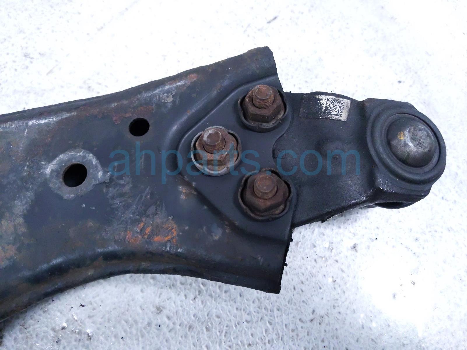 2018 Jeep Renegade Front Driver Lower Control Arm 68248000AA Replacement 2018 Jeep Renegade Front Driver Lower Control Arm 68248000AA Replacement thumbnail