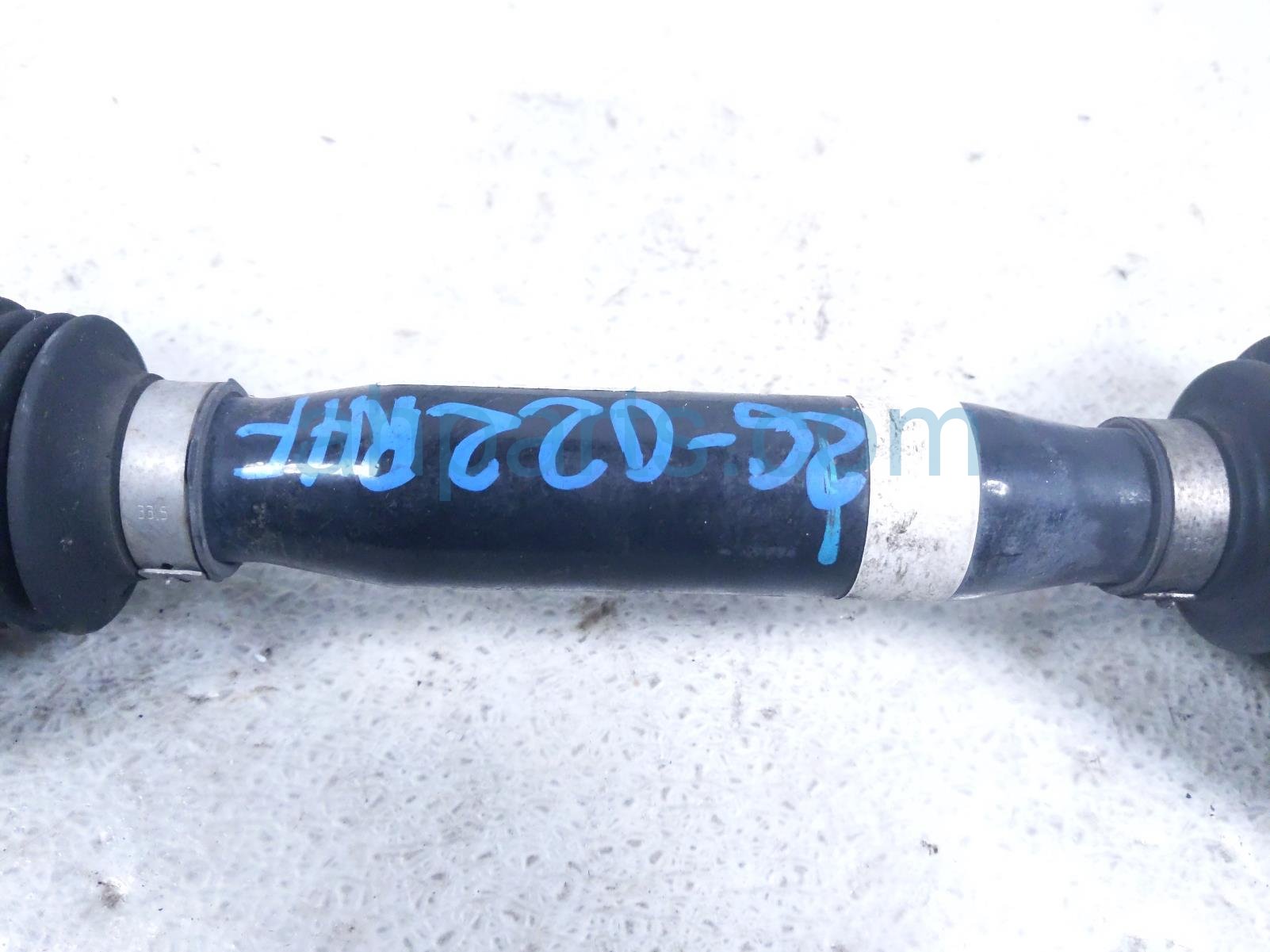 2018 Jeep Renegade Front Passenger Cv Axle Drive Shaft 68272906AA Replacement 2018 Jeep Renegade Front Passenger Cv Axle Drive Shaft 68272906AA Replacement thumbnail