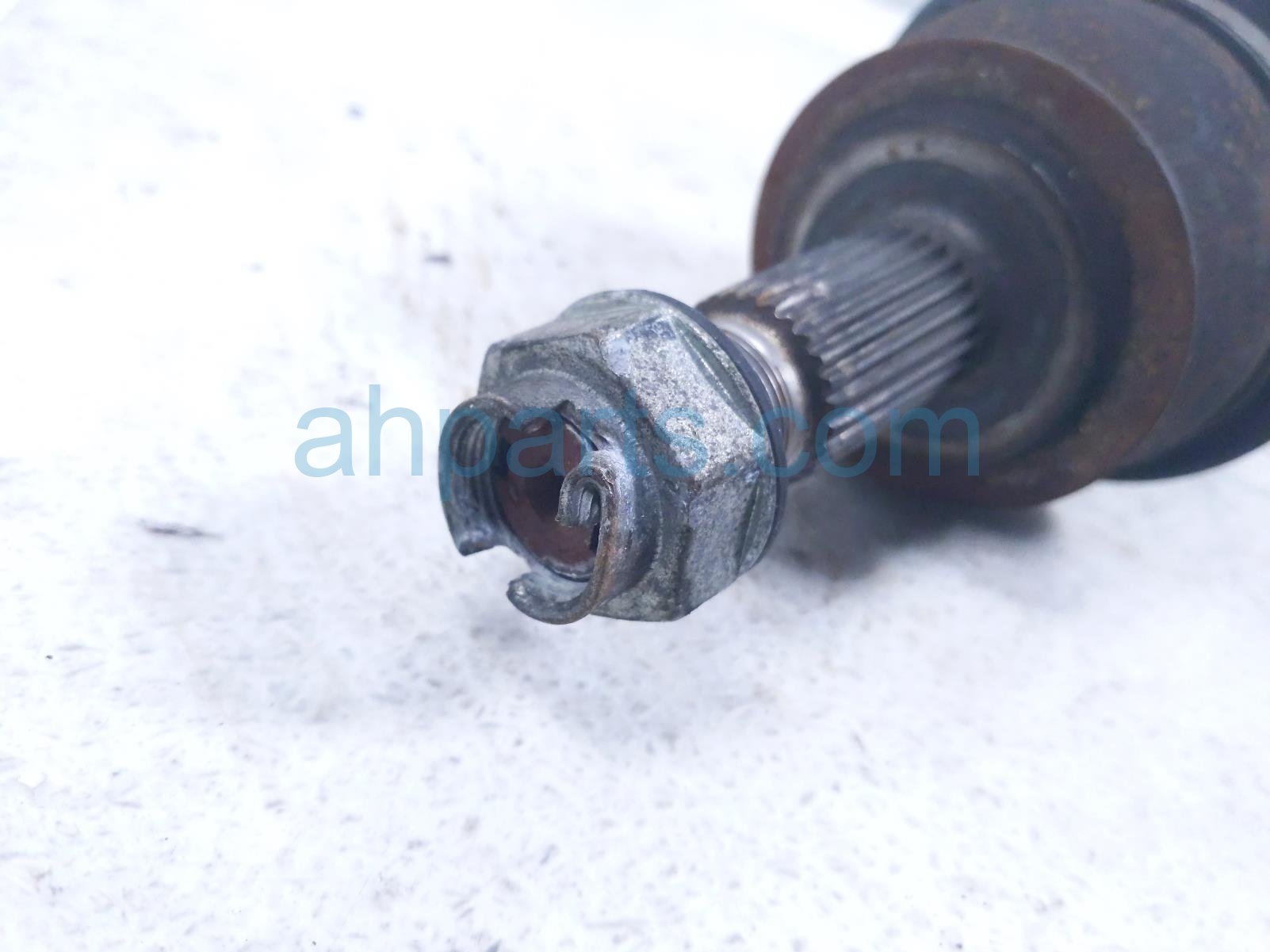 2018 Jeep Renegade Front Passenger Cv Axle Drive Shaft 68272906AA Replacement 2018 Jeep Renegade Front Passenger Cv Axle Drive Shaft 68272906AA Replacement thumbnail