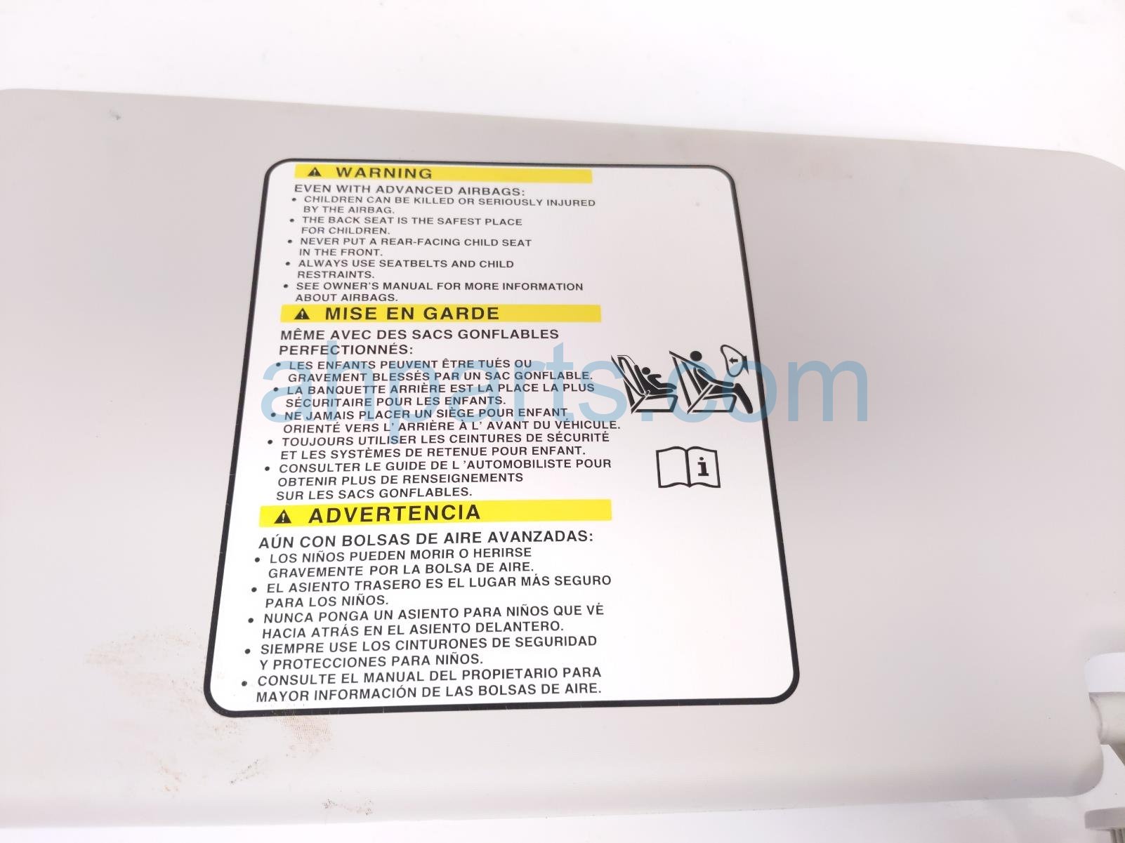 2018 Jeep Renegade Passenger Sun Visor Grey 6RY43MS7AA Replacement 2018 Jeep Renegade Passenger Sun Visor Grey 6RY43MS7AA Replacement thumbnail