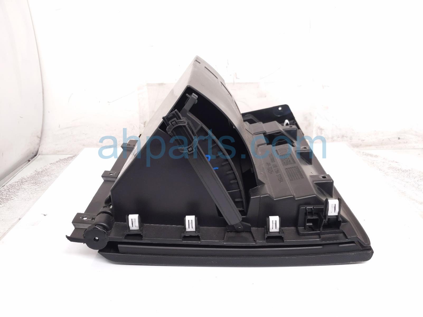 2018 Jeep Renegade Glove Compartment Box Black 5VV71PS4AA Replacement 2018 Jeep Renegade Glove Compartment Box Black 5VV71PS4AA Replacement thumbnail