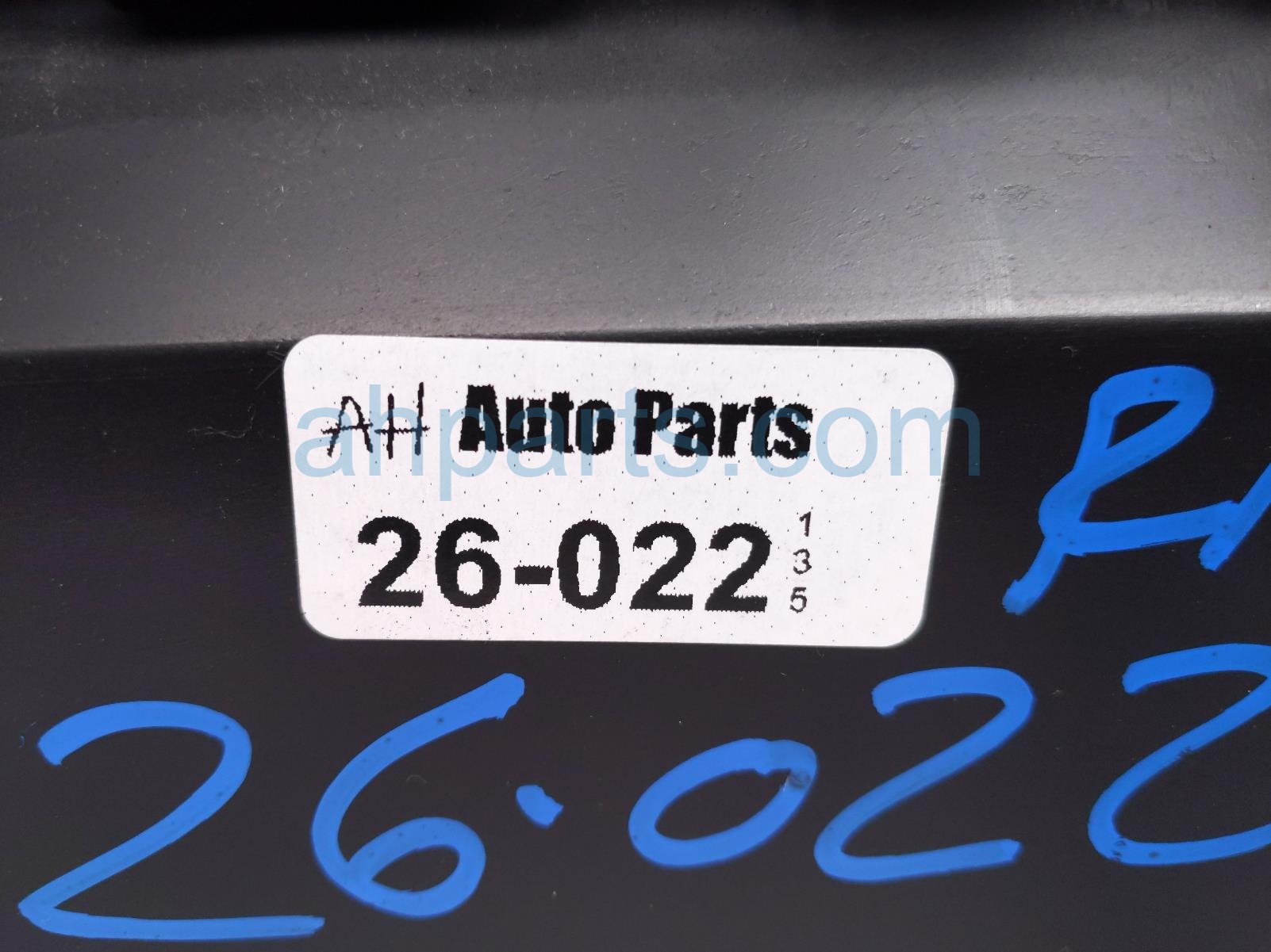 2018 Jeep Renegade Glove Compartment Box Black 5VV71PS4AA Replacement 2018 Jeep Renegade Glove Compartment Box Black 5VV71PS4AA Replacement thumbnail