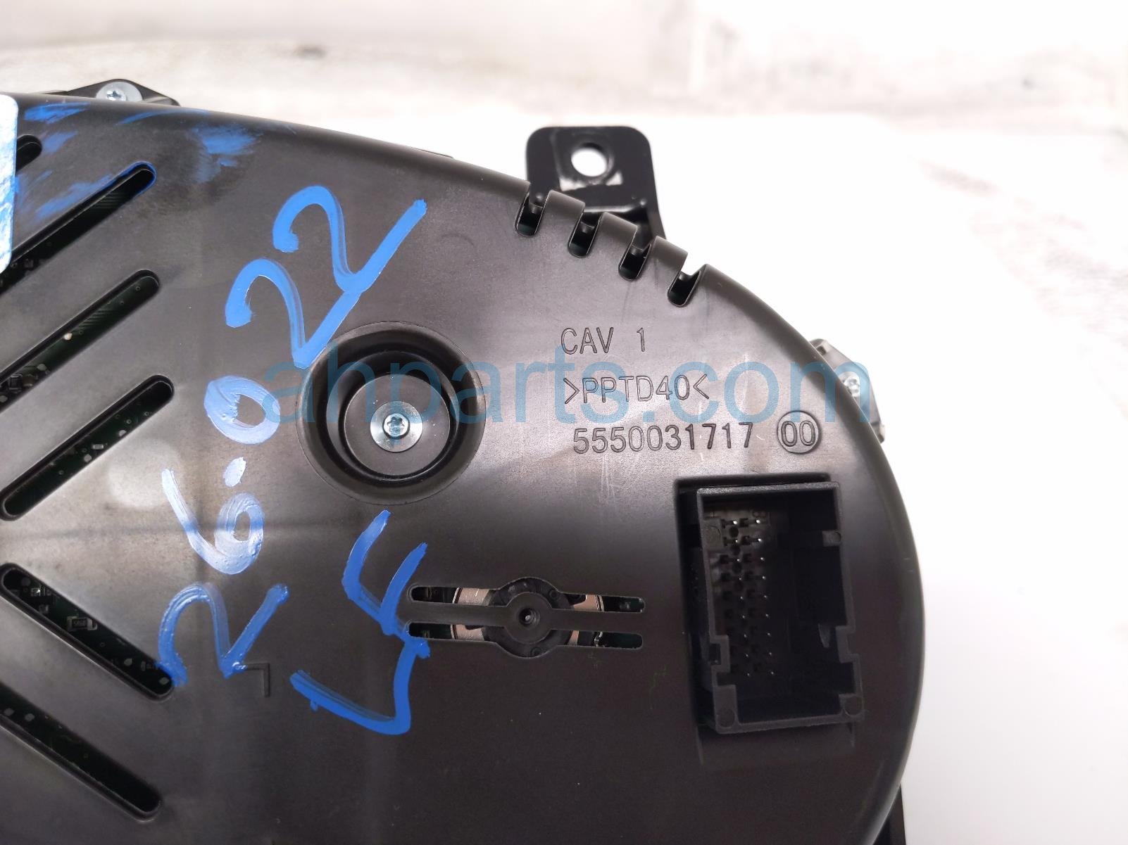 2018 Jeep Renegade Speedometer / Gauge Speedo Instrument Cluster 79k Mi 6UX41KXHAA Replacement 2018 Jeep Renegade Speedometer / Gauge Speedo Instrument Cluster 79k Mi 6UX41KXHAA Replacement thumbnail