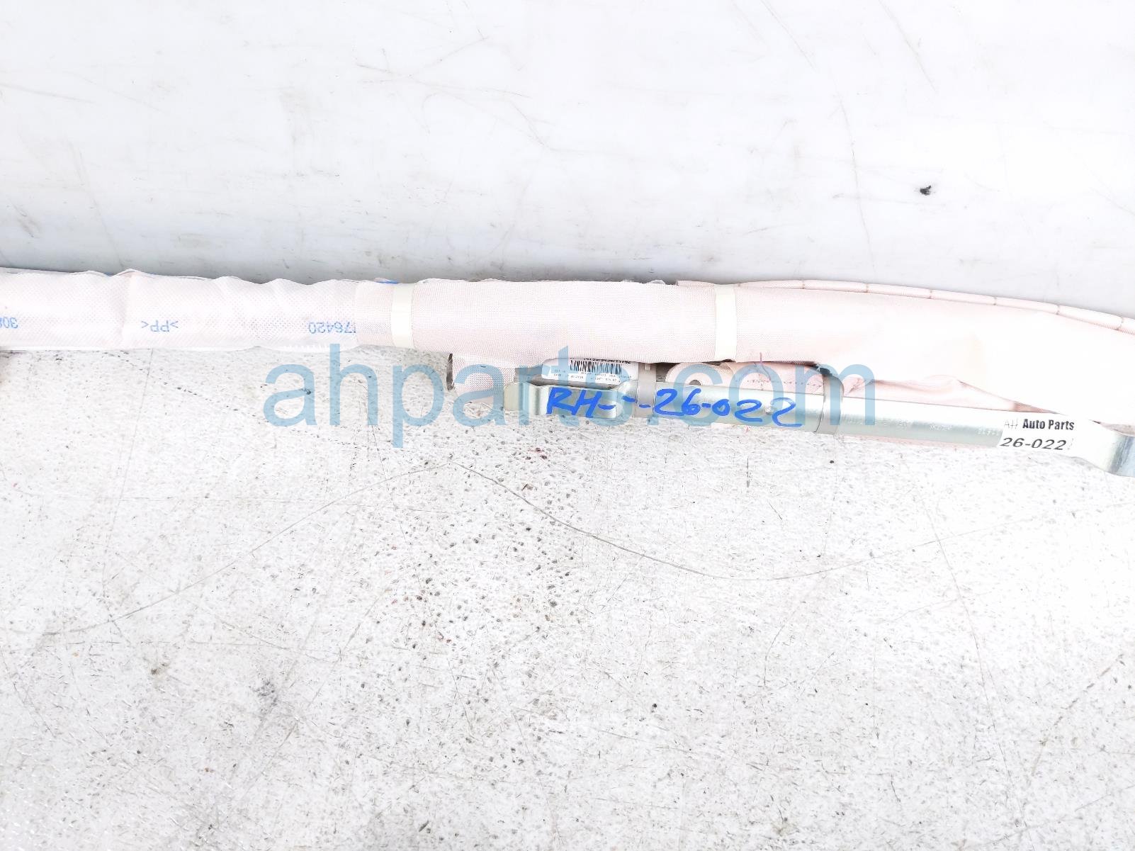 2018 Jeep Renegade Passenger Roof Curtain Airbag 68466842AA Replacement 2018 Jeep Renegade Passenger Roof Curtain Airbag 68466842AA Replacement thumbnail