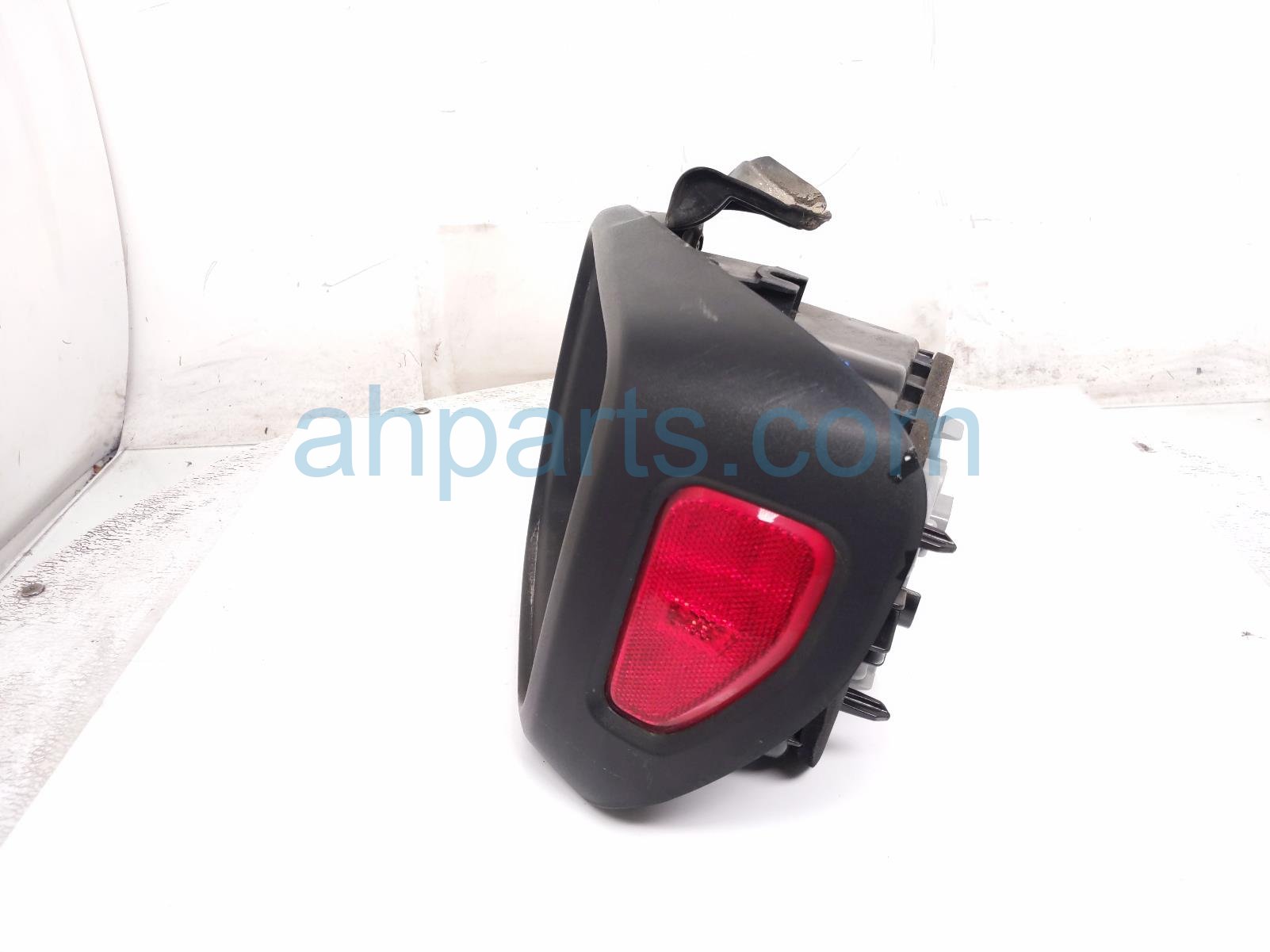 2018 Jeep Renegade Light / Rear Passenger Tail Lamp (on Body) 68429834AA Replacement 2018 Jeep Renegade Light / Rear Passenger Tail Lamp (on Body) 68429834AA Replacement thumbnail