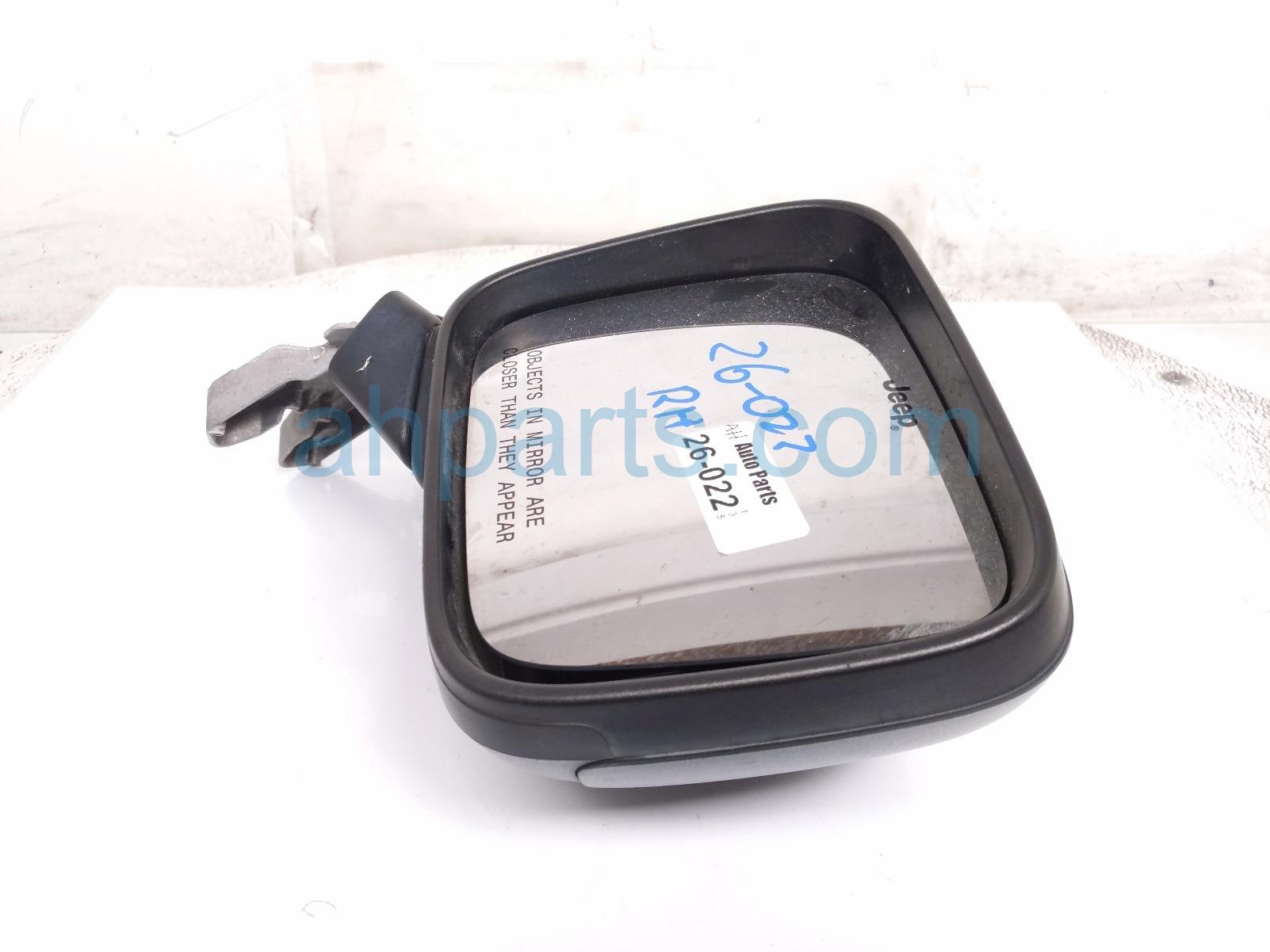 2018 Jeep Renegade Rear Passenger Side View Mirror Black 5VY85LXHAA Replacement 2018 Jeep Renegade Rear Passenger Side View Mirror Black 5VY85LXHAA Replacement thumbnail