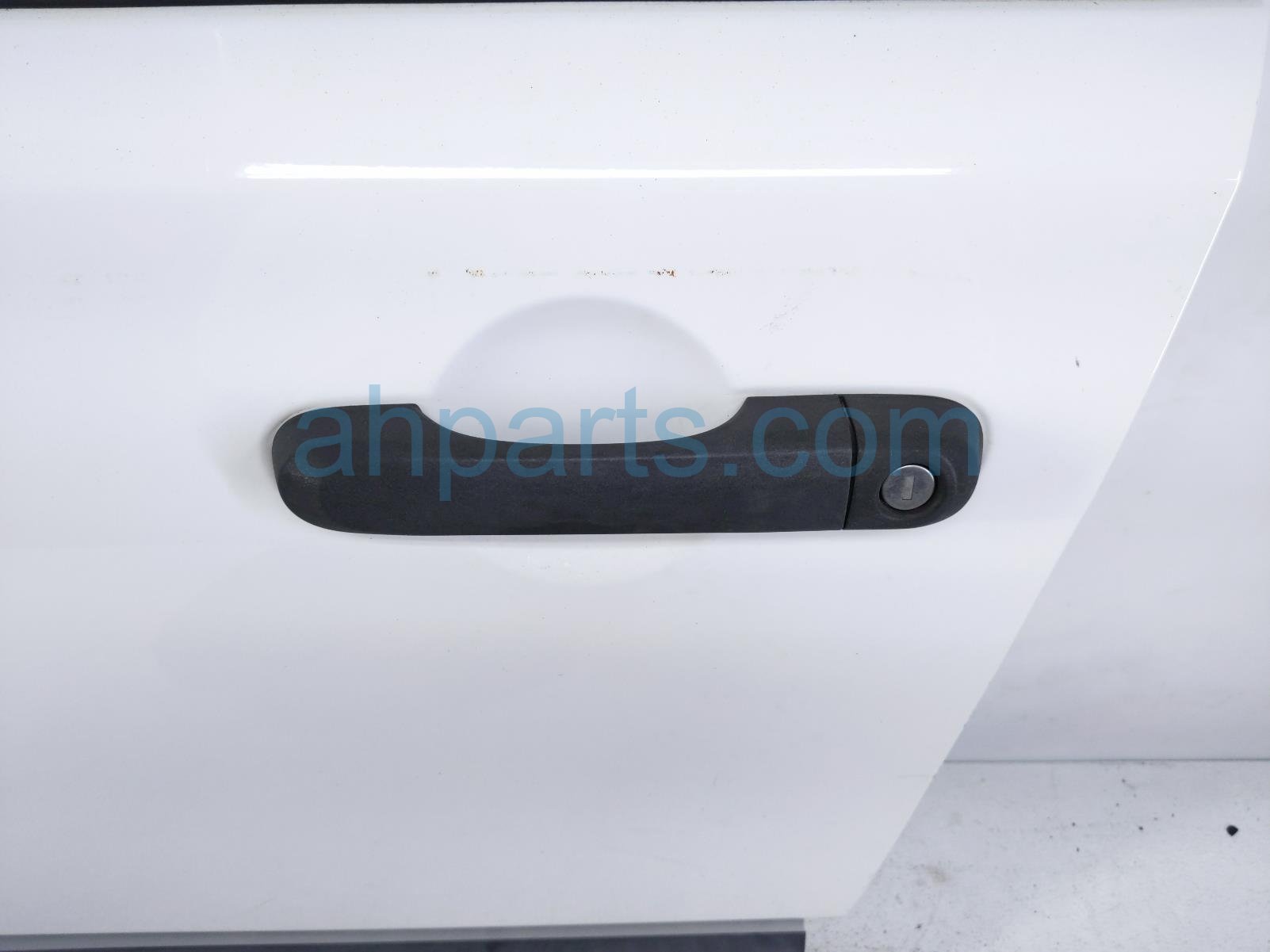 2018 Jeep Renegade Front Driver Door White No Mirror/trim 68320802AA Replacement 2018 Jeep Renegade Front Driver Door White No Mirror/trim 68320802AA Replacement thumbnail