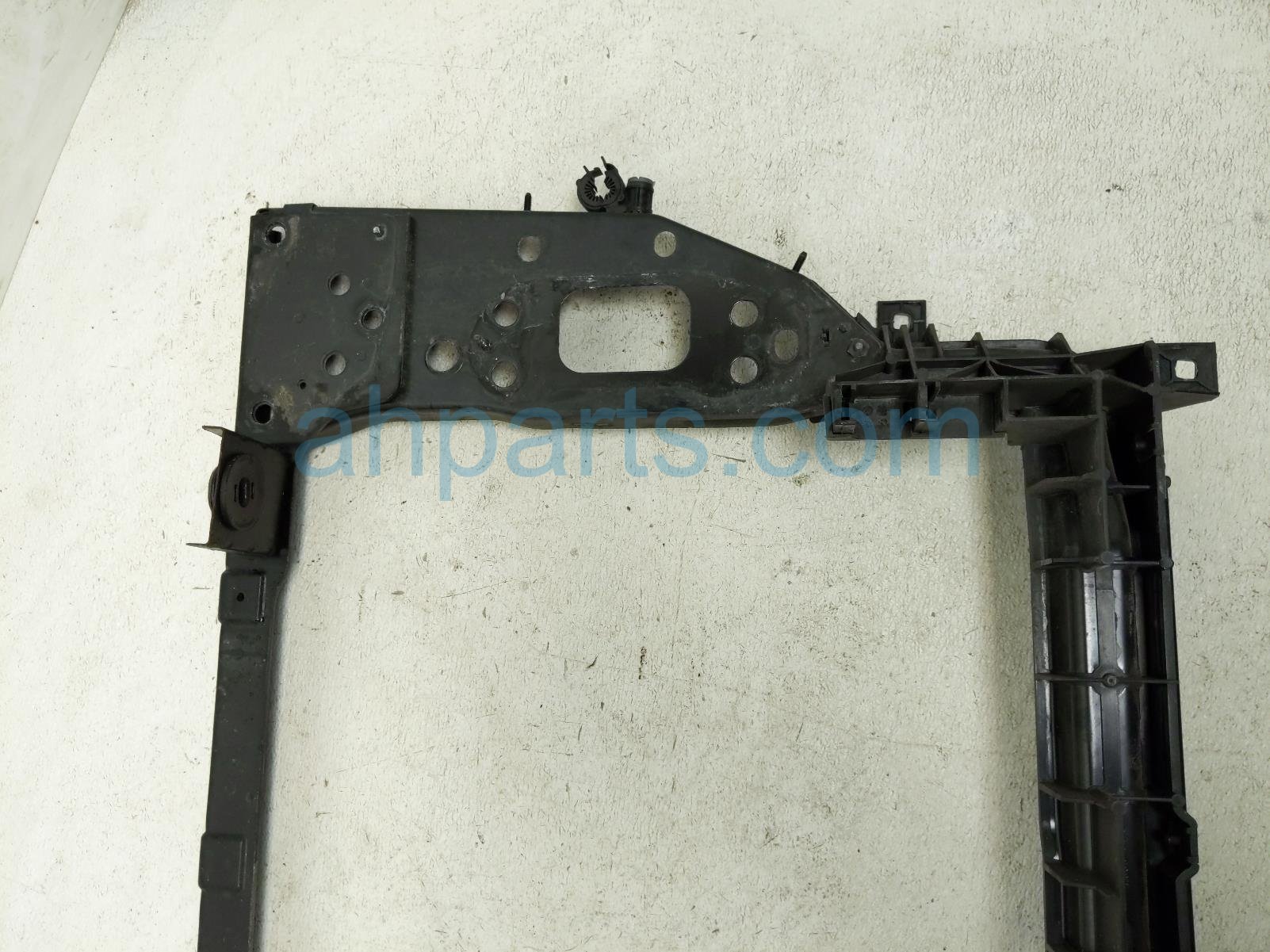 2018 Jeep Renegade Radiator Core Support 68441497AA Replacement 2018 Jeep Renegade Radiator Core Support 68441497AA Replacement thumbnail