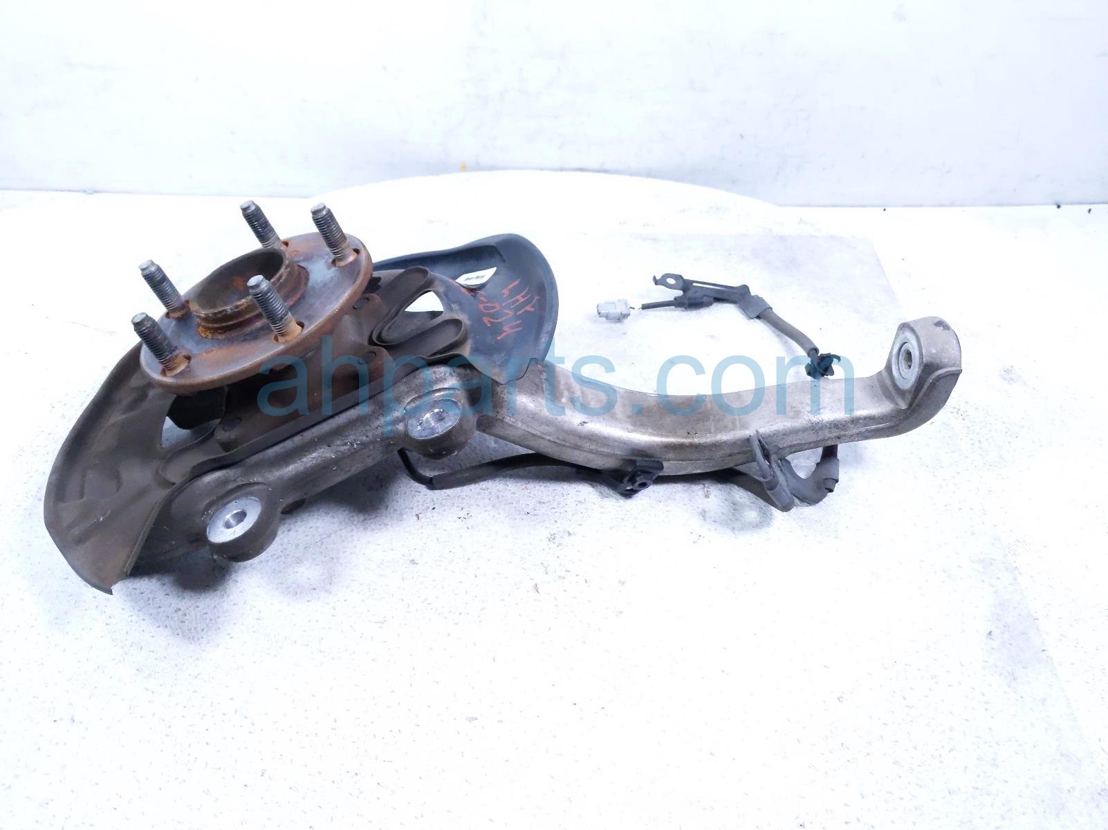 Lexus FR/LH SPINDLE KNUCKLE HUB - RWD