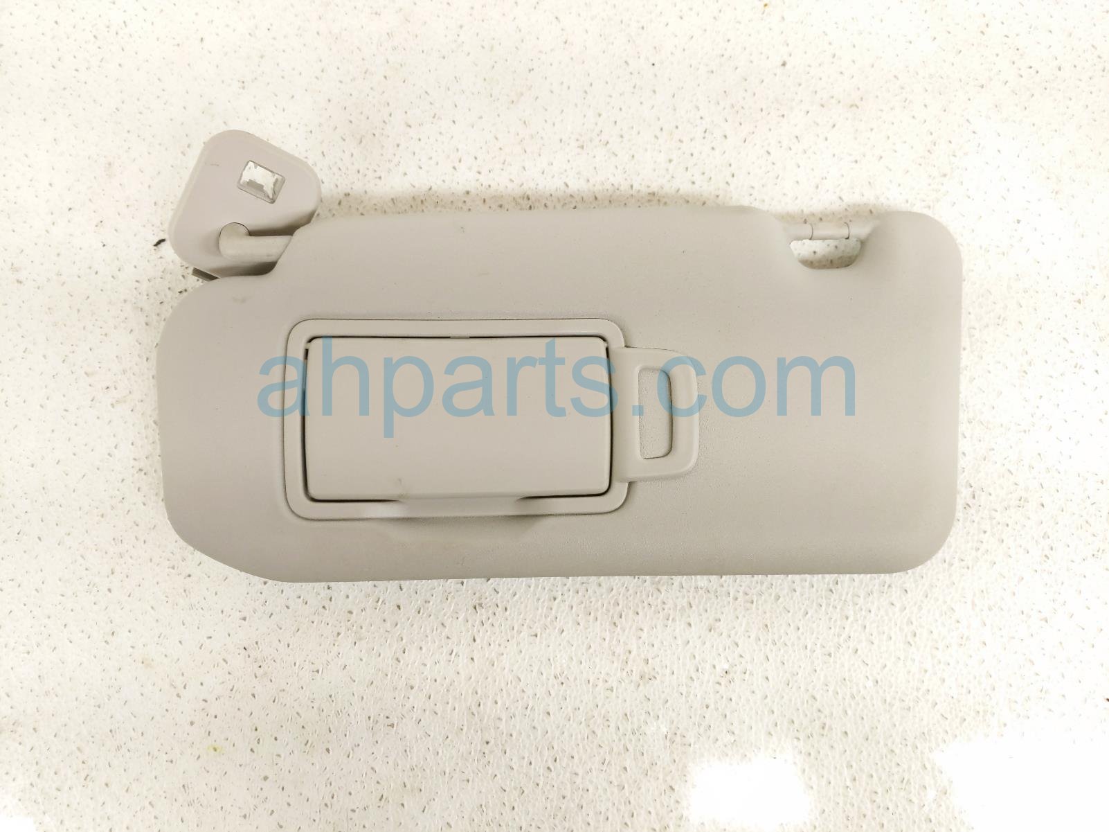 Nissan LH SUN VISOR - GREY