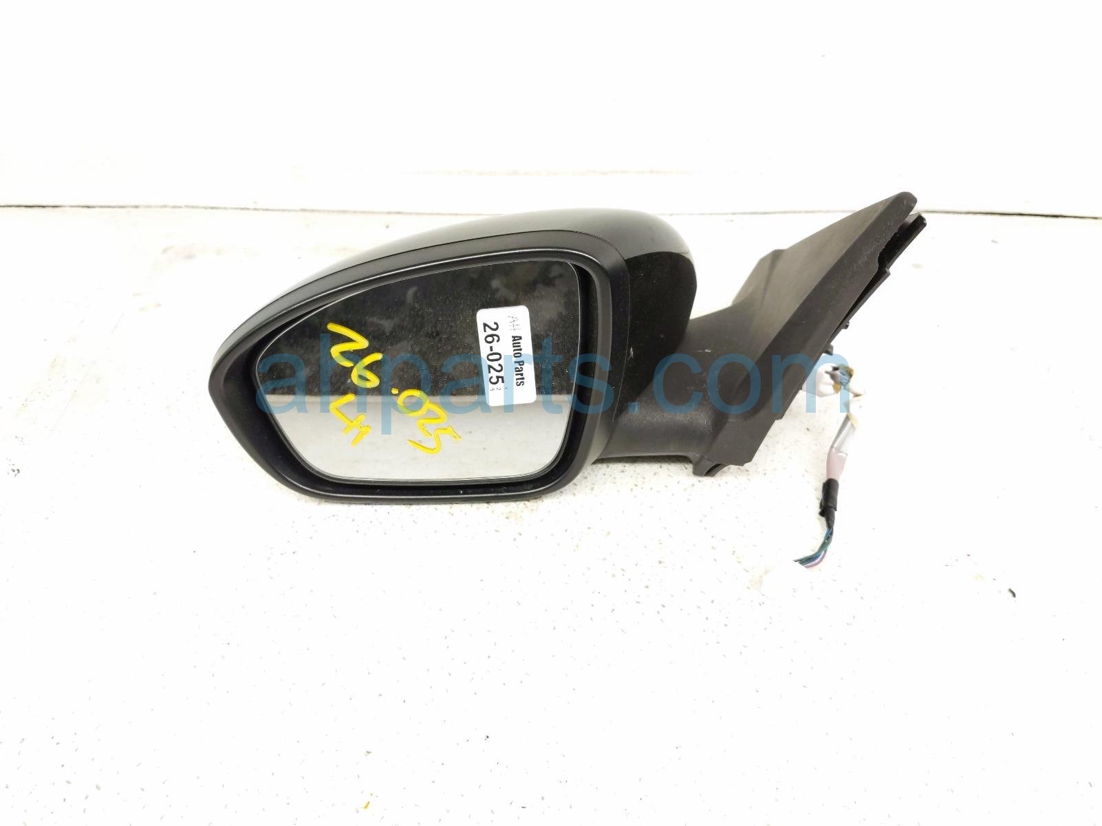 Nissan LH SIDE VIEW MIRROR - BLACK
