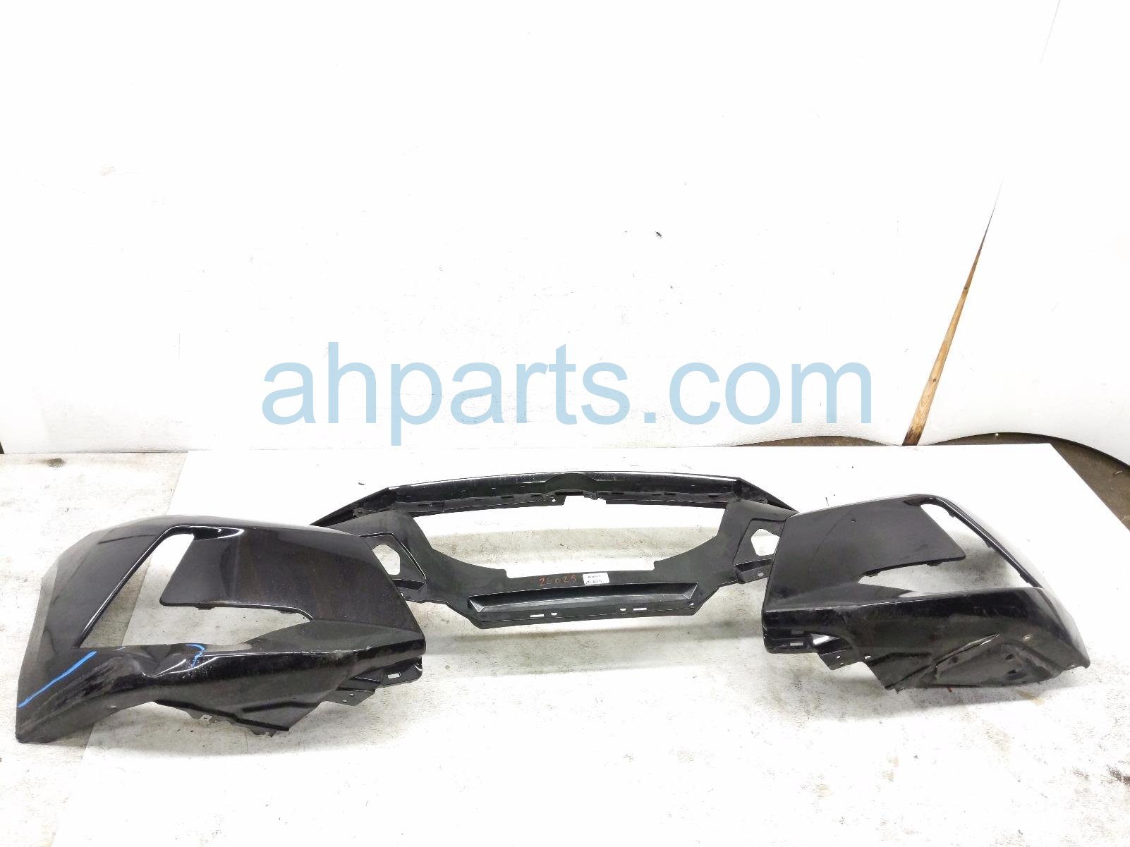 Nissan FRONT BUMPER COVER - BLACK