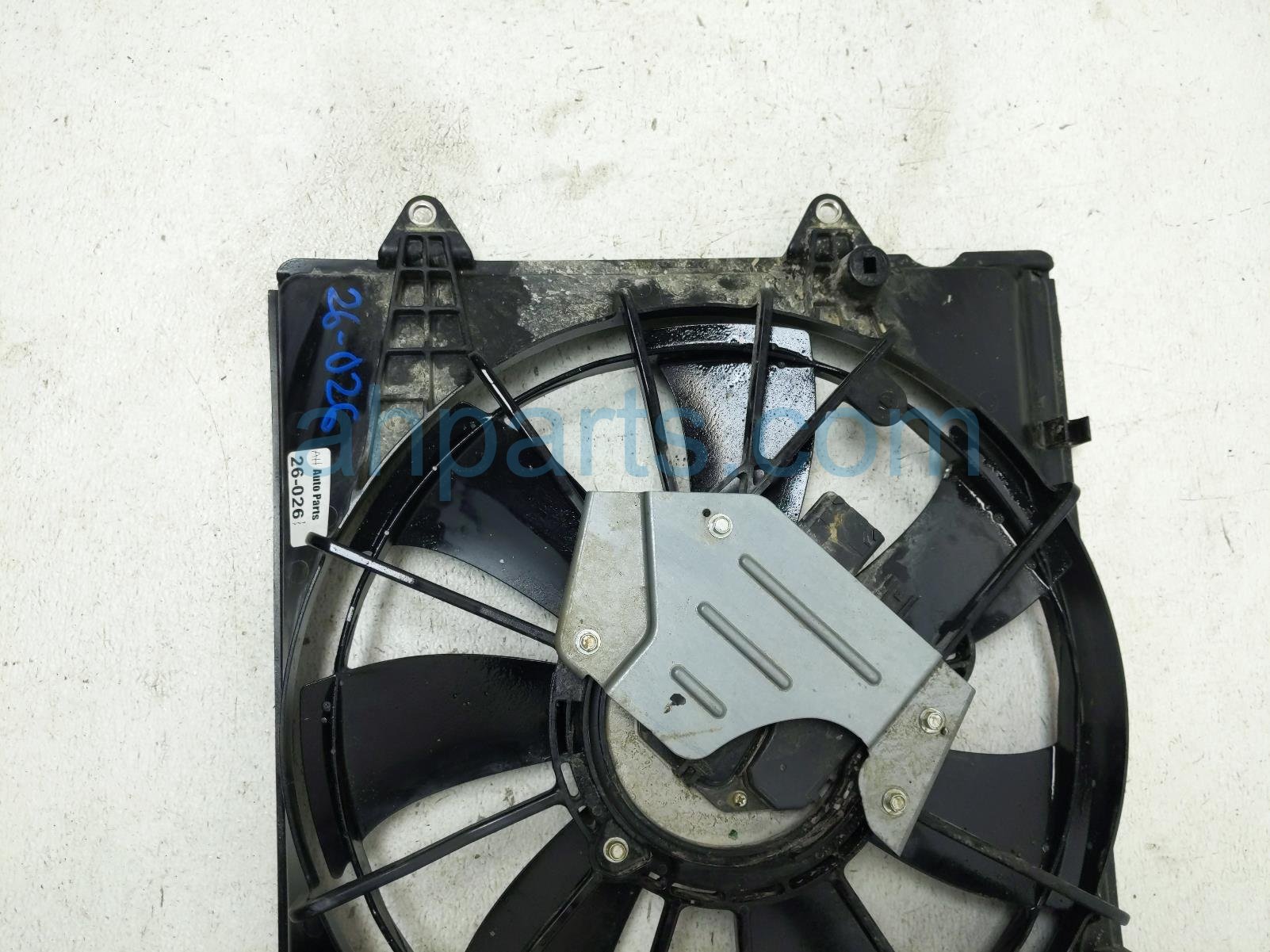 2017 Honda Civic Cooling Radiator Fan Assembly 19015 5BA A01 Replacement 2017 Honda Civic Cooling Radiator Fan Assembly 19015 5BA A01 Replacement thumbnail