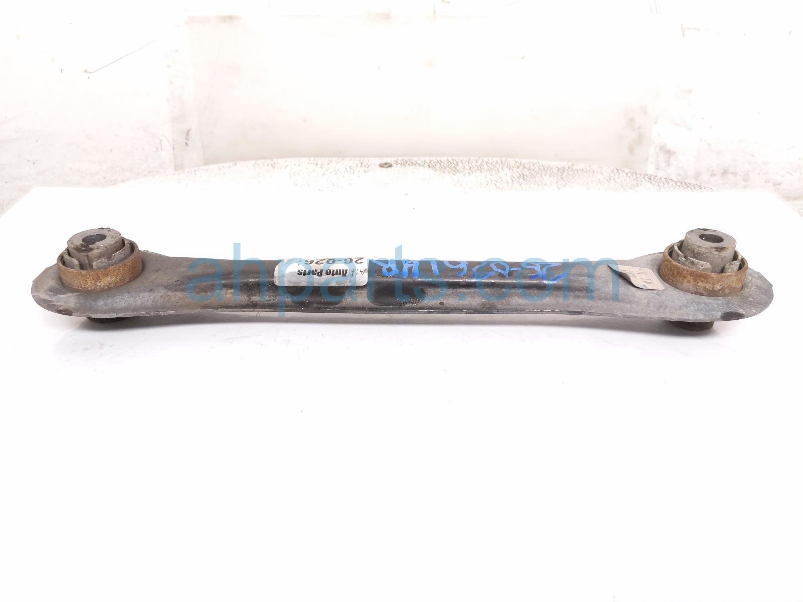 2017 Honda Civic Rear Driver Lateral Lower Control Arm 52370 TBA A00 Replacement 2017 Honda Civic Rear Driver Lateral Lower Control Arm 52370 TBA A00 Replacement thumbnail