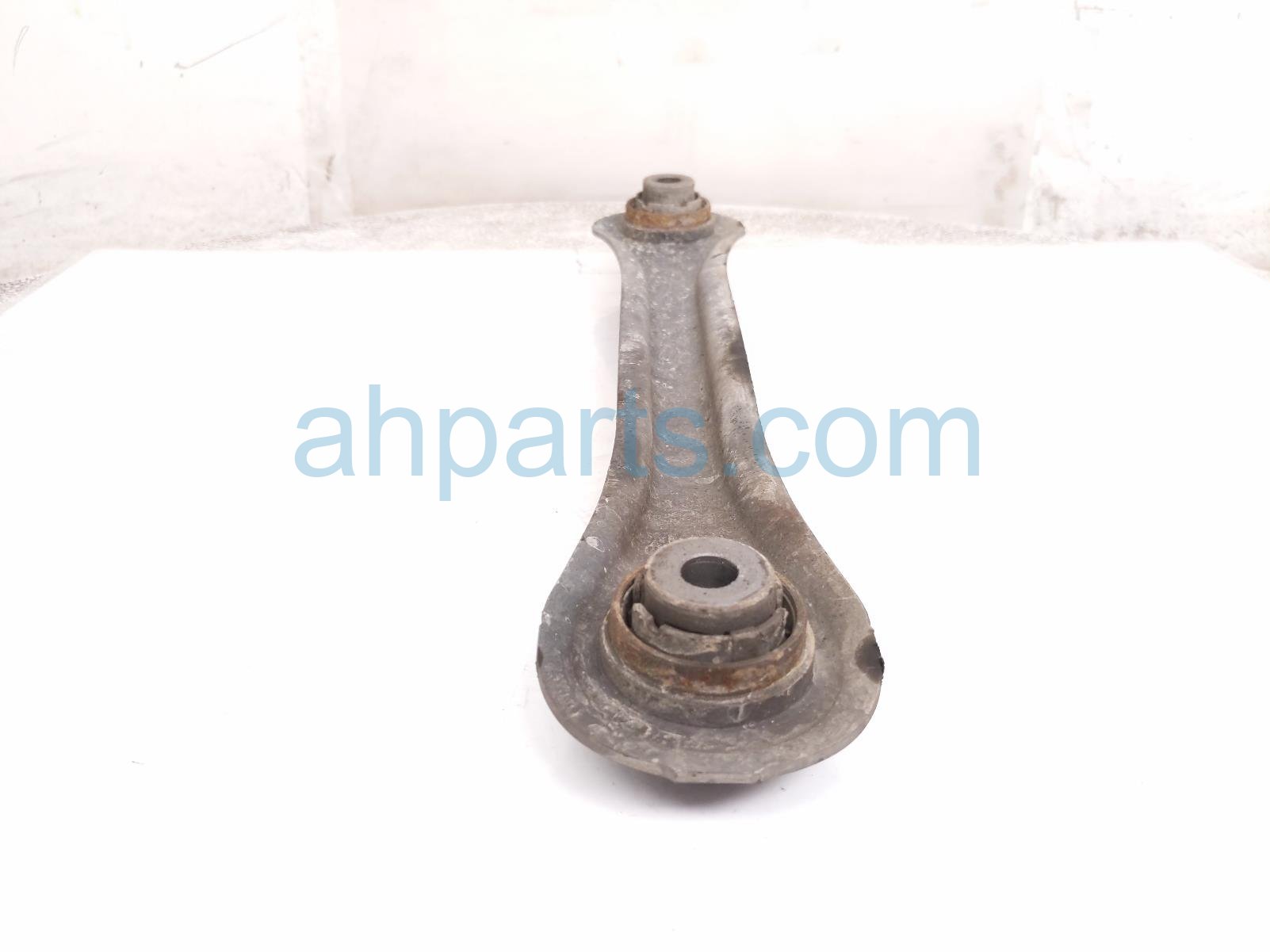 2017 Honda Civic Rear Driver Lateral Lower Control Arm 52370 TBA A00 Replacement 2017 Honda Civic Rear Driver Lateral Lower Control Arm 52370 TBA A00 Replacement thumbnail