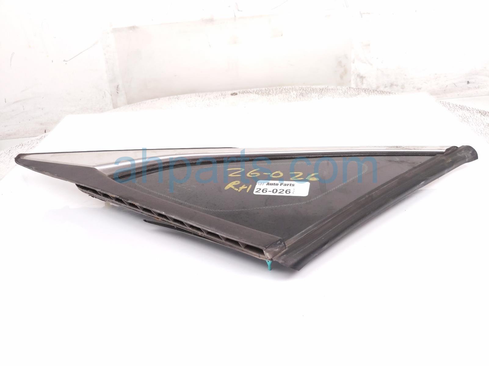 2017 Honda Civic Passenger Quarter Window Glass 73500 TBA A01 Replacement 2017 Honda Civic Passenger Quarter Window Glass 73500 TBA A01 Replacement thumbnail