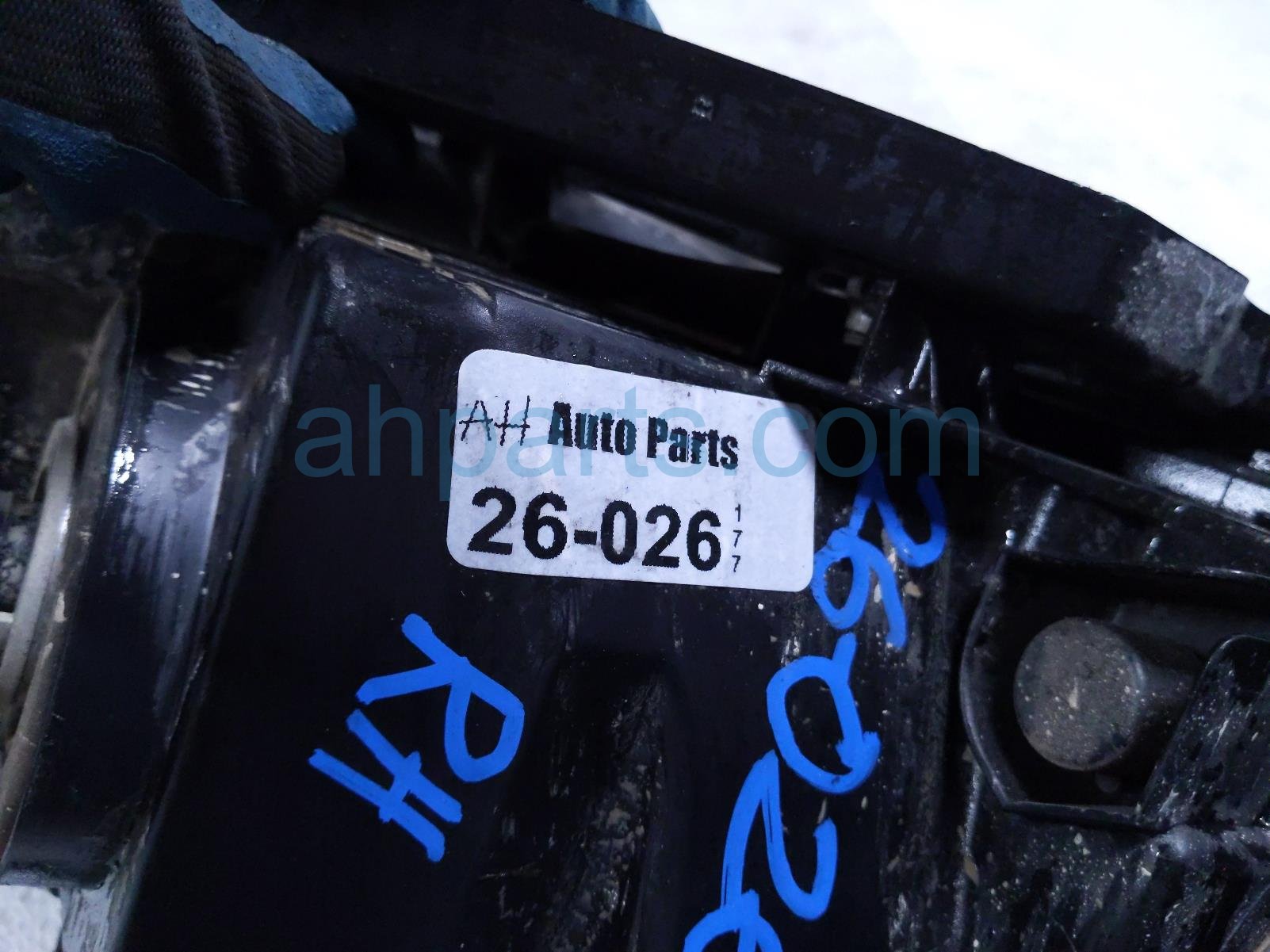 2017 Honda Civic Headlight Passenger Headlamp / Light Needs Polish 33100 TBA A01 Replacement 2017 Honda Civic Headlight Passenger Headlamp / Light Needs Polish 33100 TBA A01 Replacement thumbnail