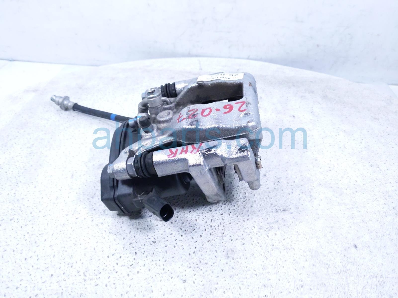 2025 Honda Pilot Rear Passenger Brake Caliper 43018 TYA A00 Replacement 2025 Honda Pilot Rear Passenger Brake Caliper 43018 TYA A00 Replacement thumbnail