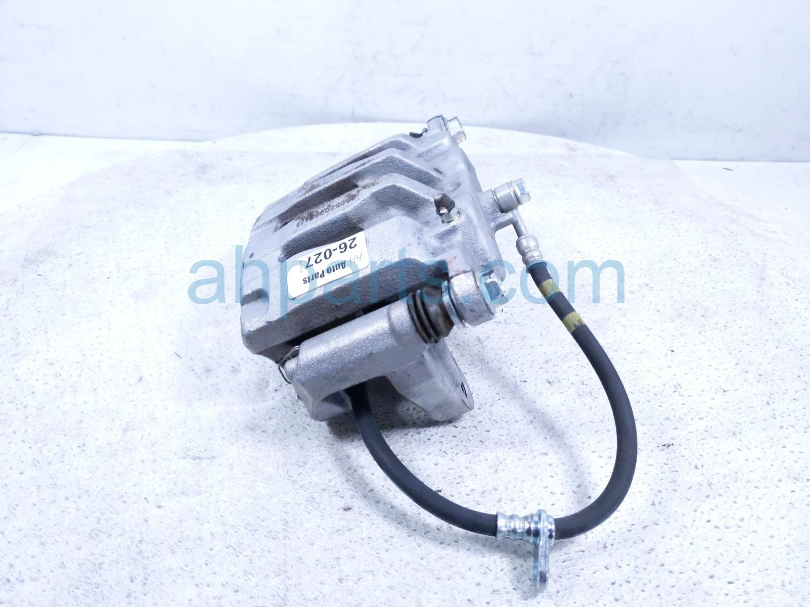 2025 Honda Pilot Front Driver Brake Caliper 45019 T90 A00 Replacement 2025 Honda Pilot Front Driver Brake Caliper 45019 T90 A00 Replacement thumbnail