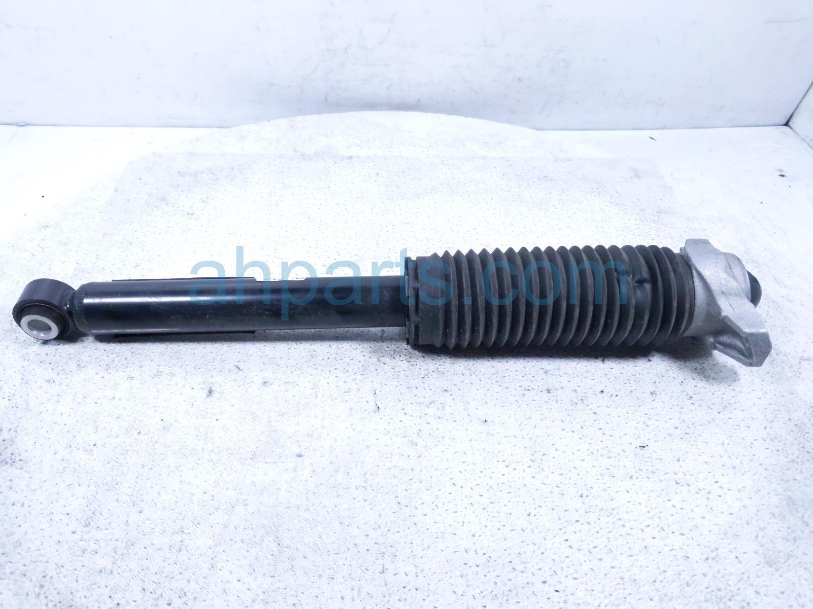 $85 Honda RR/RH SHOCK ABSORBER