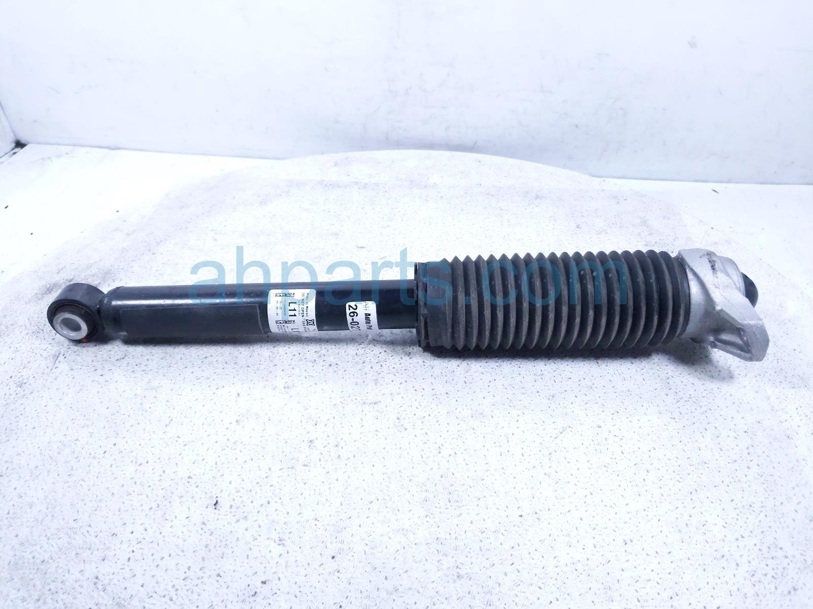 $85 Honda RR/LH SHOCK ABSORBER