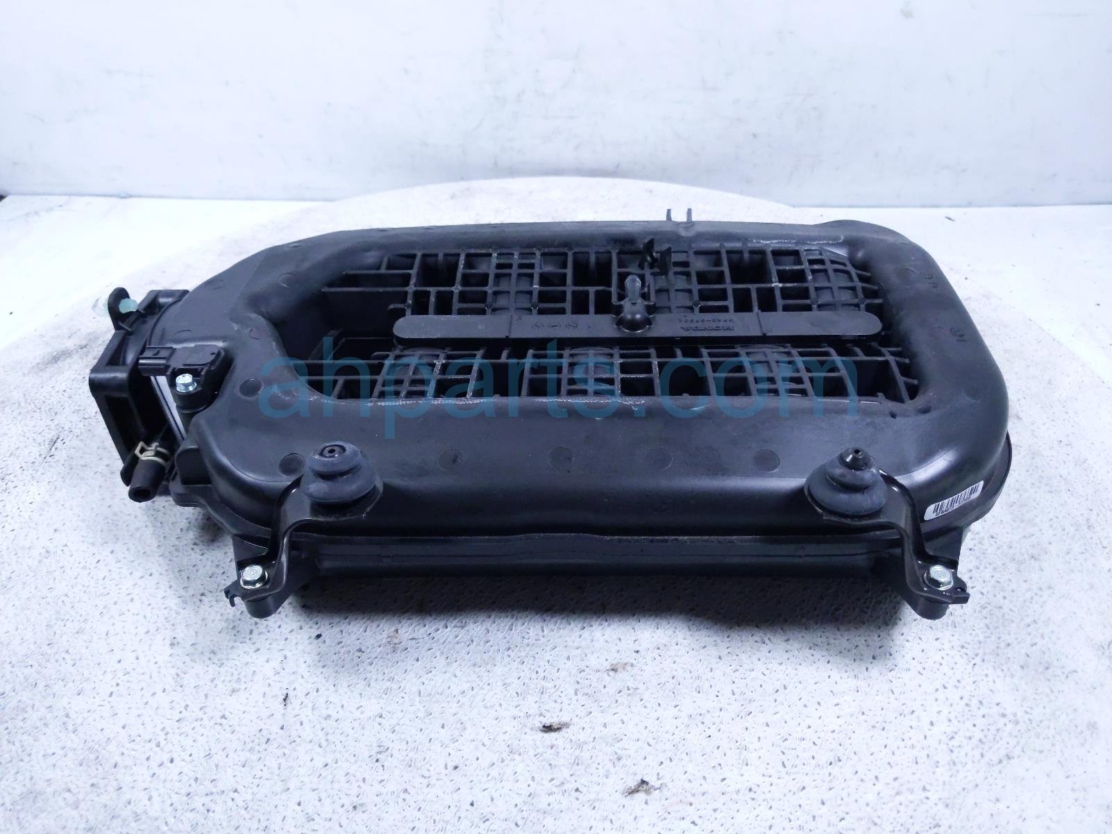 Honda UPPER INTAKE MANIFOLD Honda UPPER INTAKE MANIFOLD