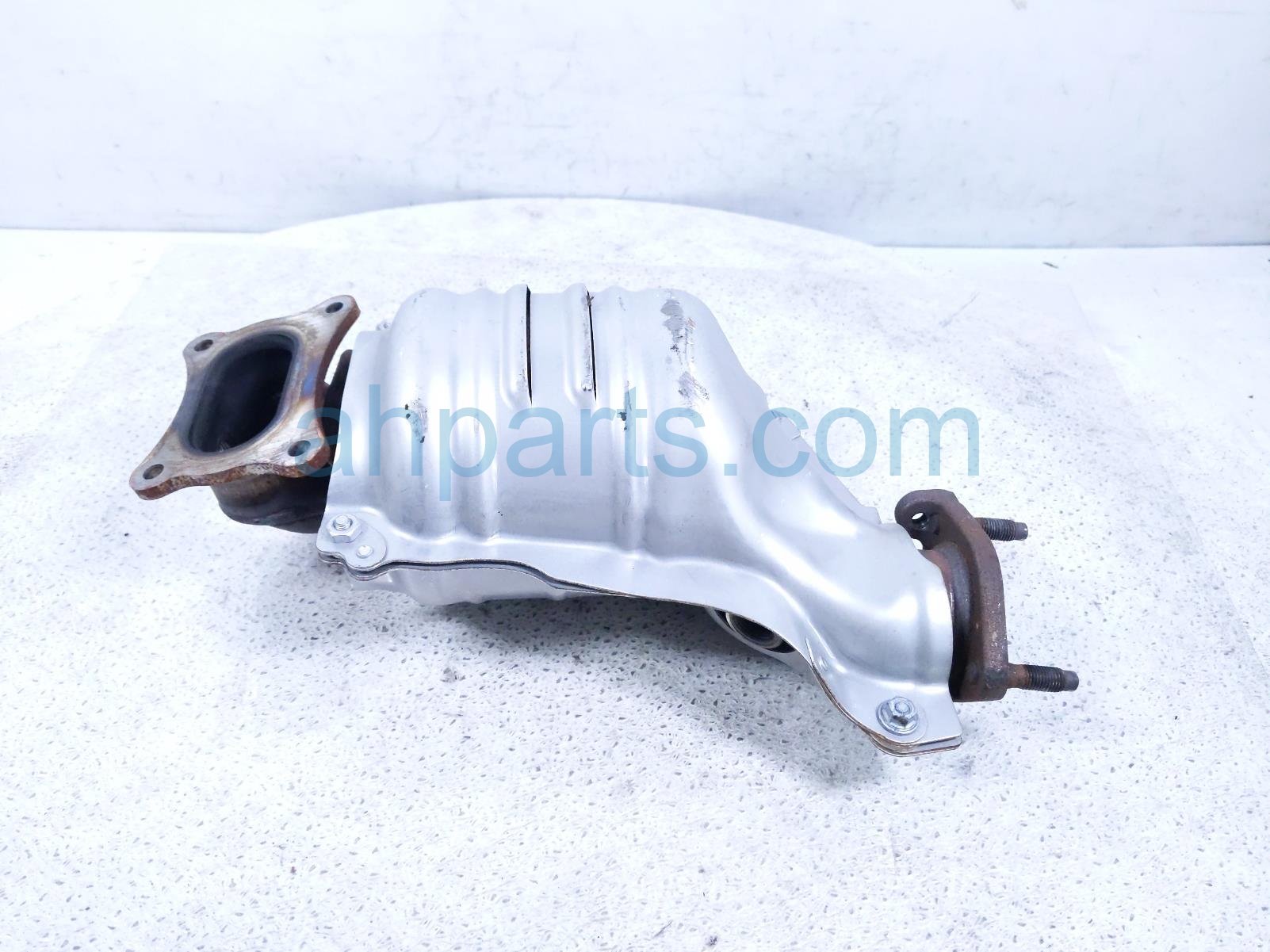 2025 Honda Pilot Rear Exhaust Manifold 18280 6FB A20 Replacement 2025 Honda Pilot Rear Exhaust Manifold 18280 6FB A20 Replacement thumbnail