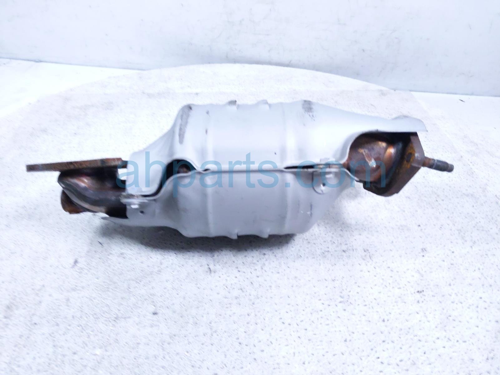 2025 Honda Pilot Front Exhaust Manifold 18180 6FB A20 Replacement 2025 Honda Pilot Front Exhaust Manifold 18180 6FB A20 Replacement thumbnail