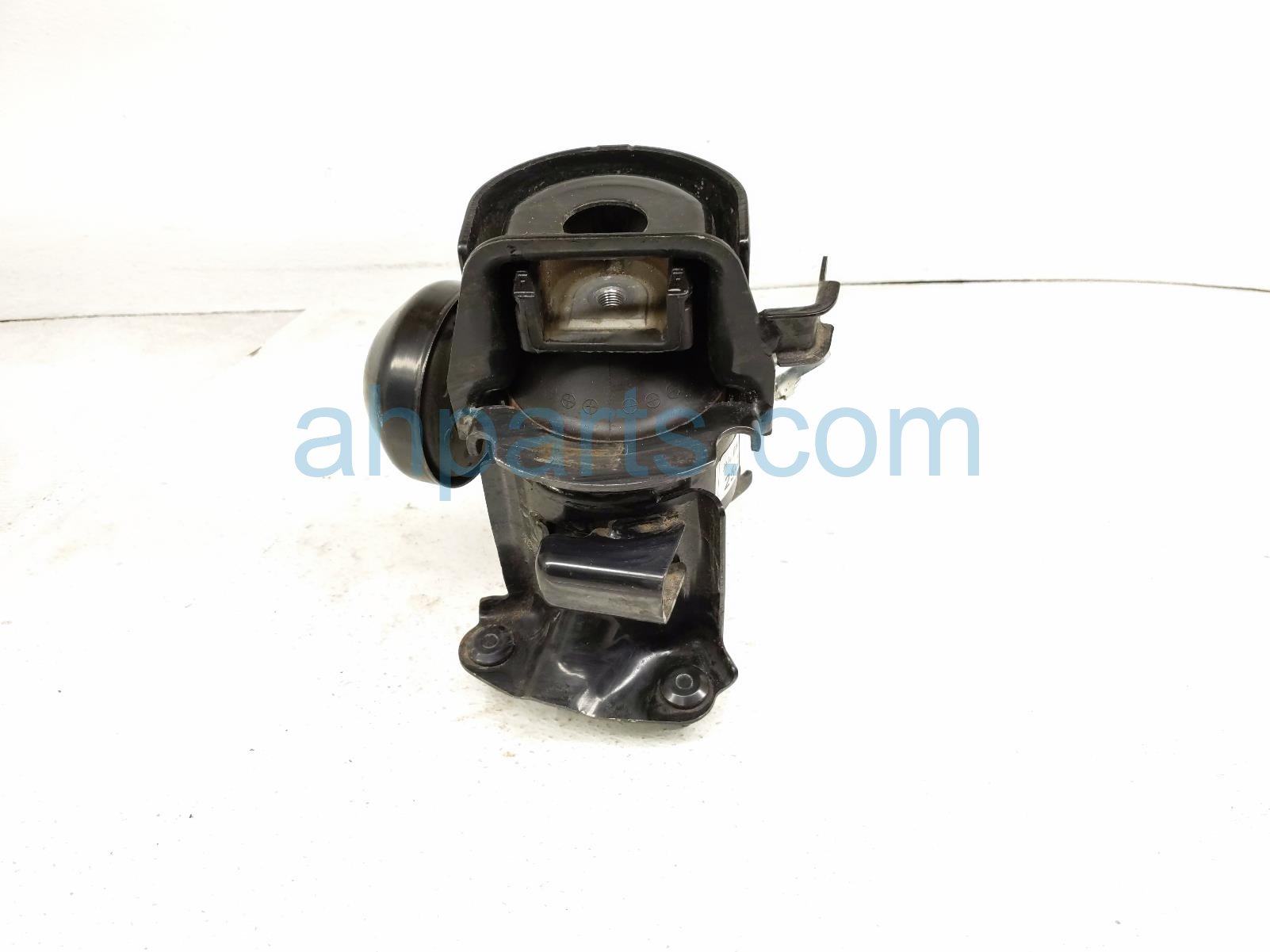 $125 Toyota REAR ENGINE MOUNT - 2.5L HYB