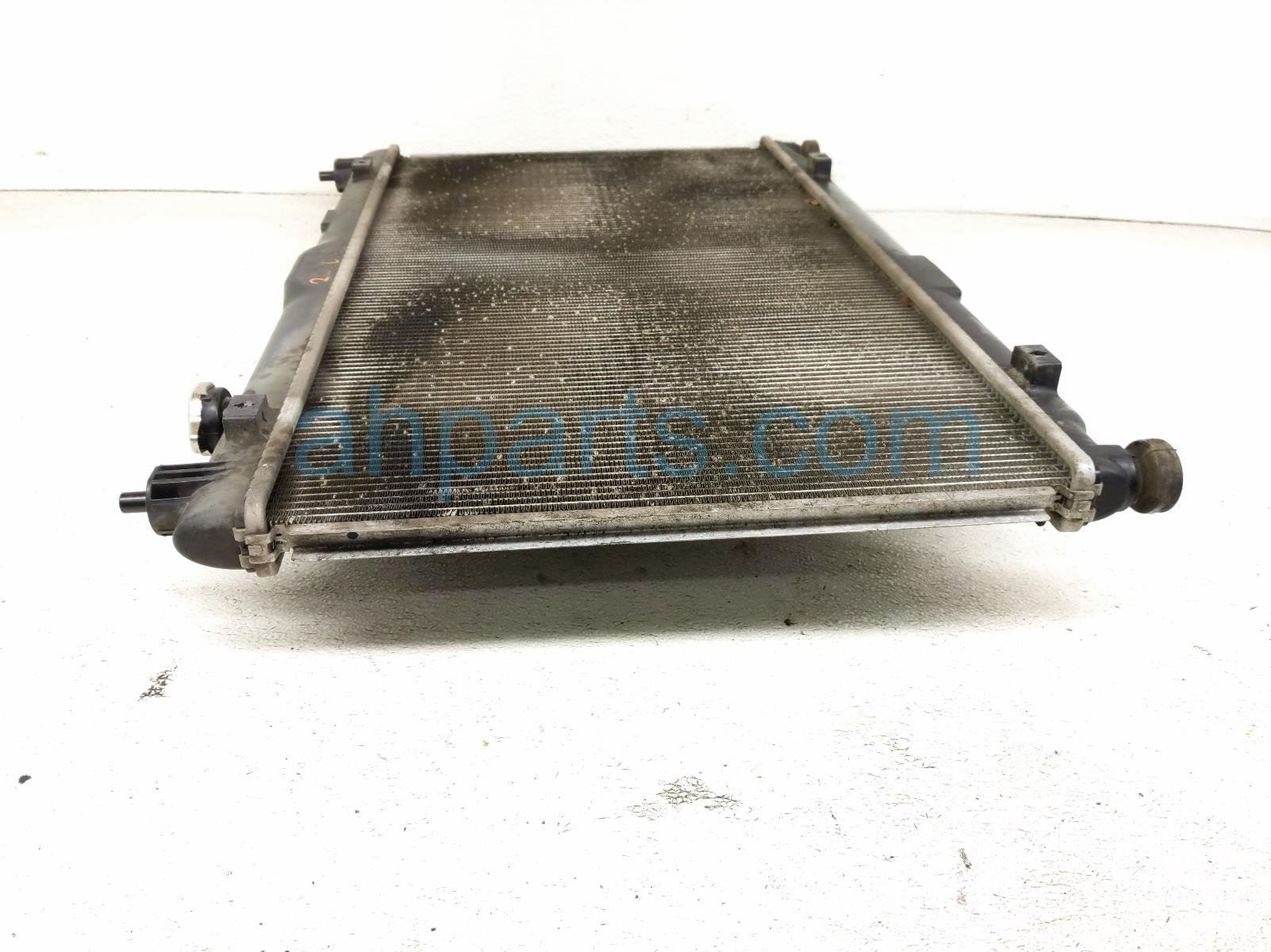 2019 Honda Insight Radiator 19010 6L2 A21 Replacement 2019 Honda Insight Radiator 19010 6L2 A21 Replacement thumbnail