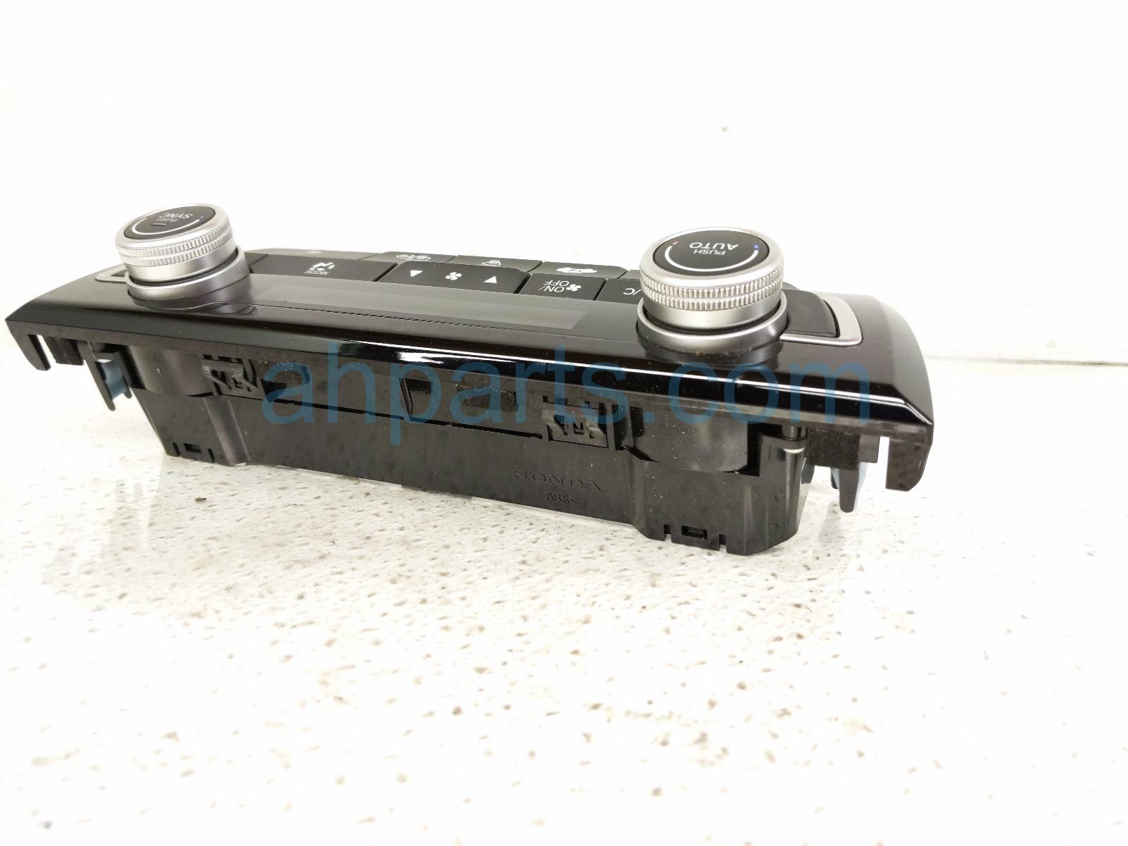 2019 Honda Insight Temperature Climate Heater/ac Control(on Dash) 79610 TXM A41ZA Replacement 2019 Honda Insight Temperature Climate Heater/ac Control(on Dash) 79610 TXM A41ZA Replacement thumbnail