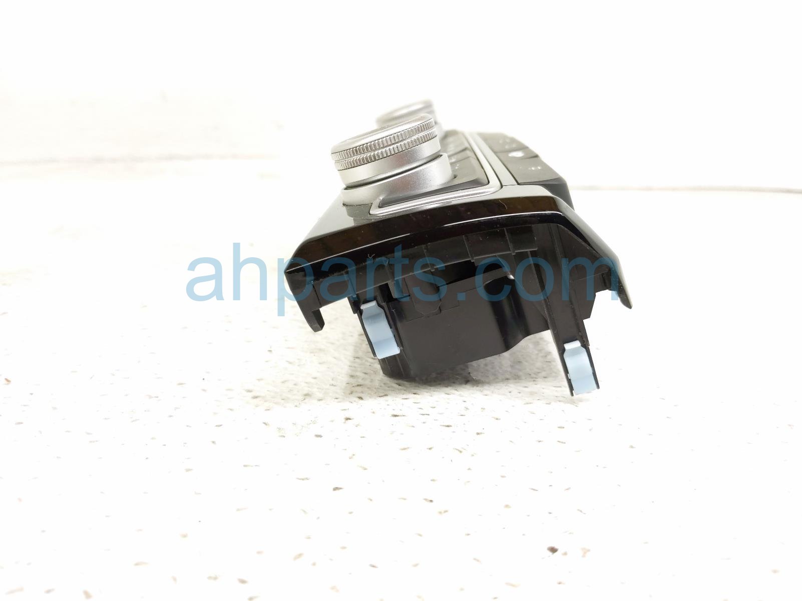 2019 Honda Insight Temperature Climate Heater/ac Control(on Dash) 79610 TXM A41ZA Replacement 2019 Honda Insight Temperature Climate Heater/ac Control(on Dash) 79610 TXM A41ZA Replacement thumbnail