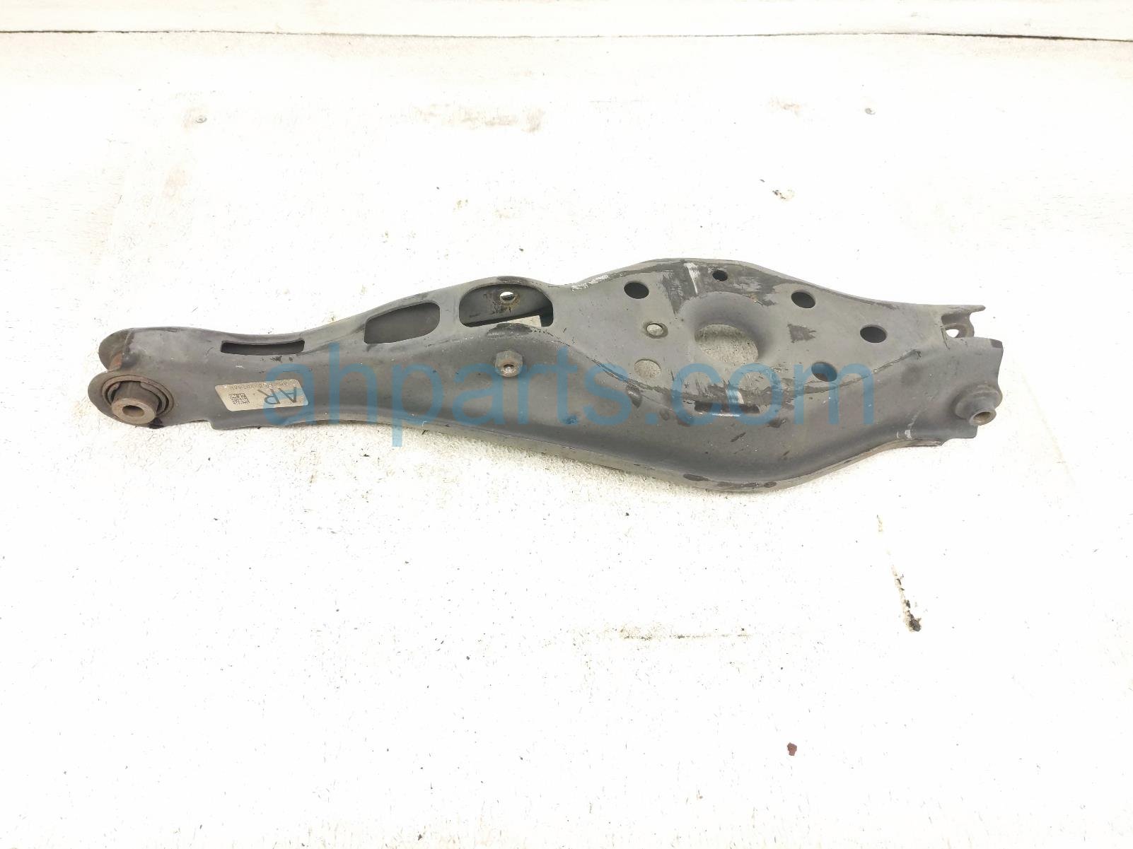 2019 Honda Insight Rear Passenger Spring Seat Lower Control Arm 52350 TGG A00 Replacement 2019 Honda Insight Rear Passenger Spring Seat Lower Control Arm 52350 TGG A00 Replacement thumbnail