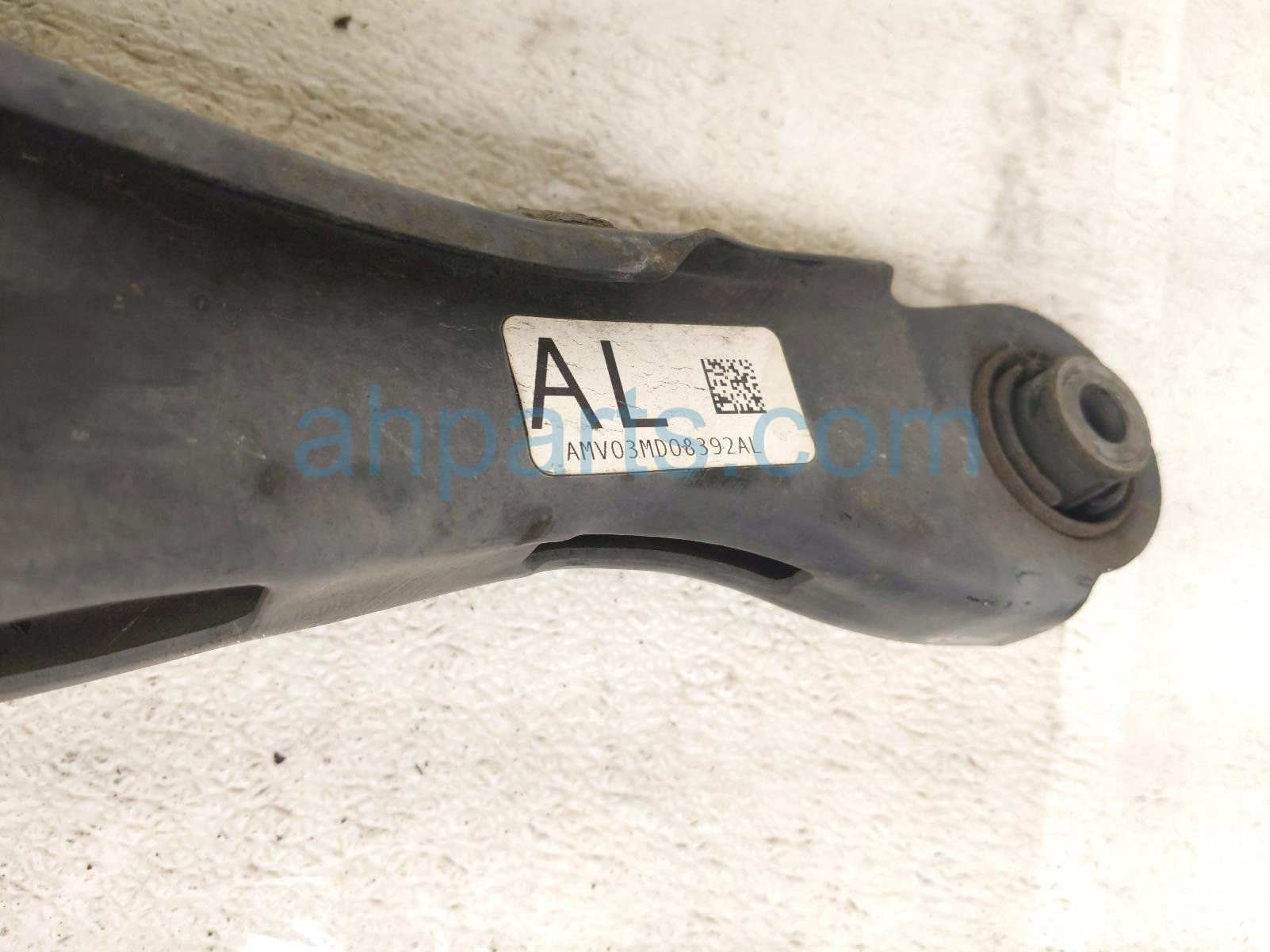 2019 Honda Insight Rear Driver Spring Seat Lower Control Arm 52355 TGG A00 Replacement 2019 Honda Insight Rear Driver Spring Seat Lower Control Arm 52355 TGG A00 Replacement thumbnail