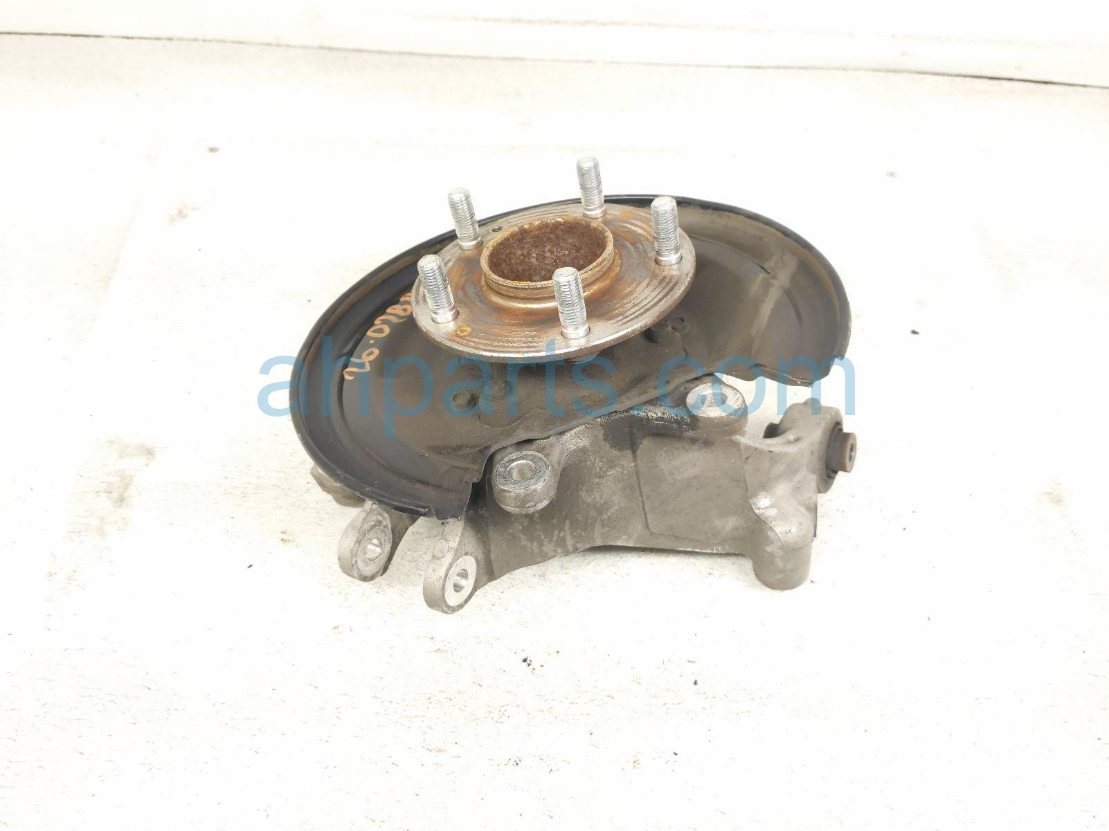 2019 Honda Insight Axle Stub Rear Passenger Spindle Knuckle Hub 52210 TBA A00 Replacement 2019 Honda Insight Axle Stub Rear Passenger Spindle Knuckle Hub 52210 TBA A00 Replacement thumbnail