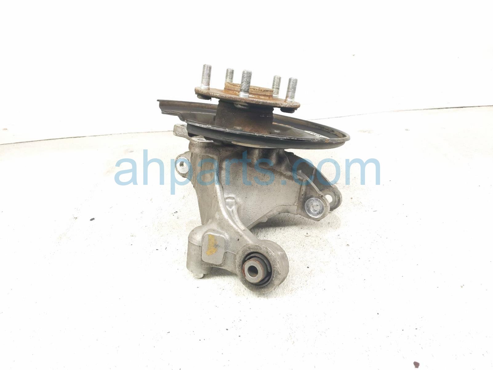 2019 Honda Insight Axle Stub Rear Passenger Spindle Knuckle Hub 52210 TBA A00 Replacement 2019 Honda Insight Axle Stub Rear Passenger Spindle Knuckle Hub 52210 TBA A00 Replacement thumbnail