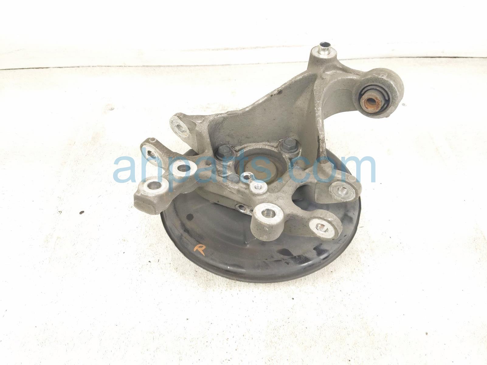 2019 Honda Insight Axle Stub Rear Passenger Spindle Knuckle Hub 52210 TBA A00 Replacement 2019 Honda Insight Axle Stub Rear Passenger Spindle Knuckle Hub 52210 TBA A00 Replacement thumbnail