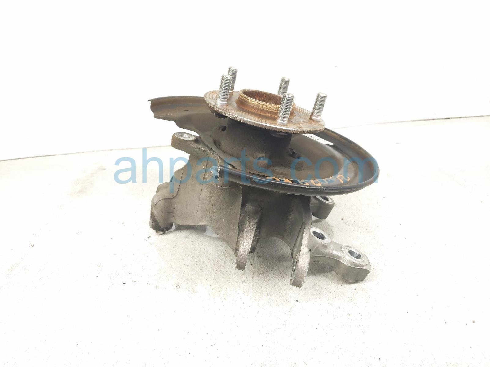 2019 Honda Insight Axle Stub Rear Driver Spindle Knuckle Hub 42200 TBA A01 Replacement 2019 Honda Insight Axle Stub Rear Driver Spindle Knuckle Hub 42200 TBA A01 Replacement thumbnail