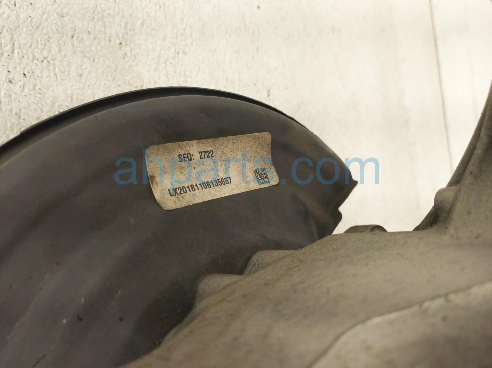 2019 Honda Insight Axle Stub Rear Driver Spindle Knuckle Hub 42200 TBA A01 Replacement 2019 Honda Insight Axle Stub Rear Driver Spindle Knuckle Hub 42200 TBA A01 Replacement thumbnail