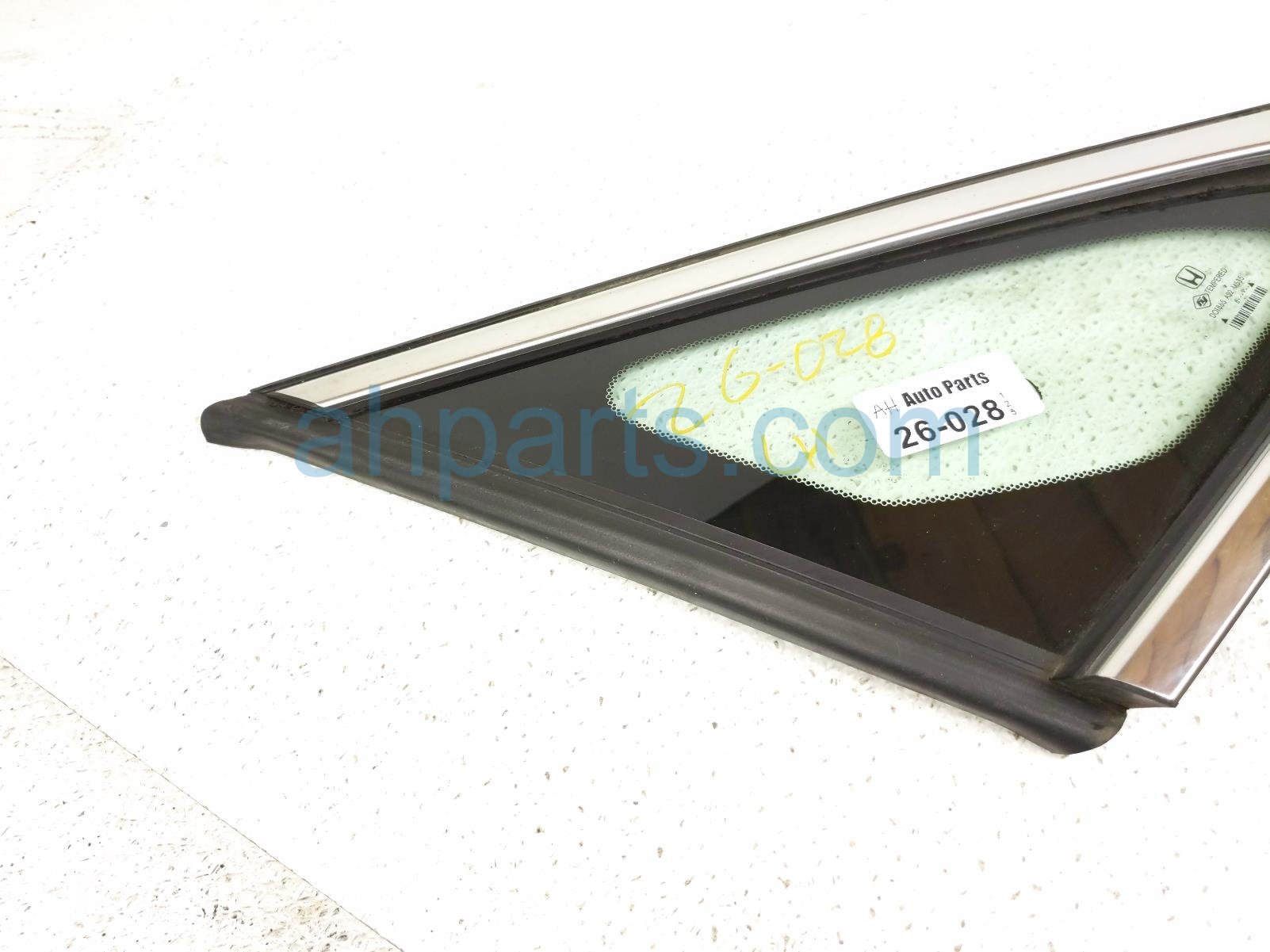2019 Honda Insight Driver Quarter Window Glass 73550 TXM A01 Replacement 2019 Honda Insight Driver Quarter Window Glass 73550 TXM A01 Replacement thumbnail