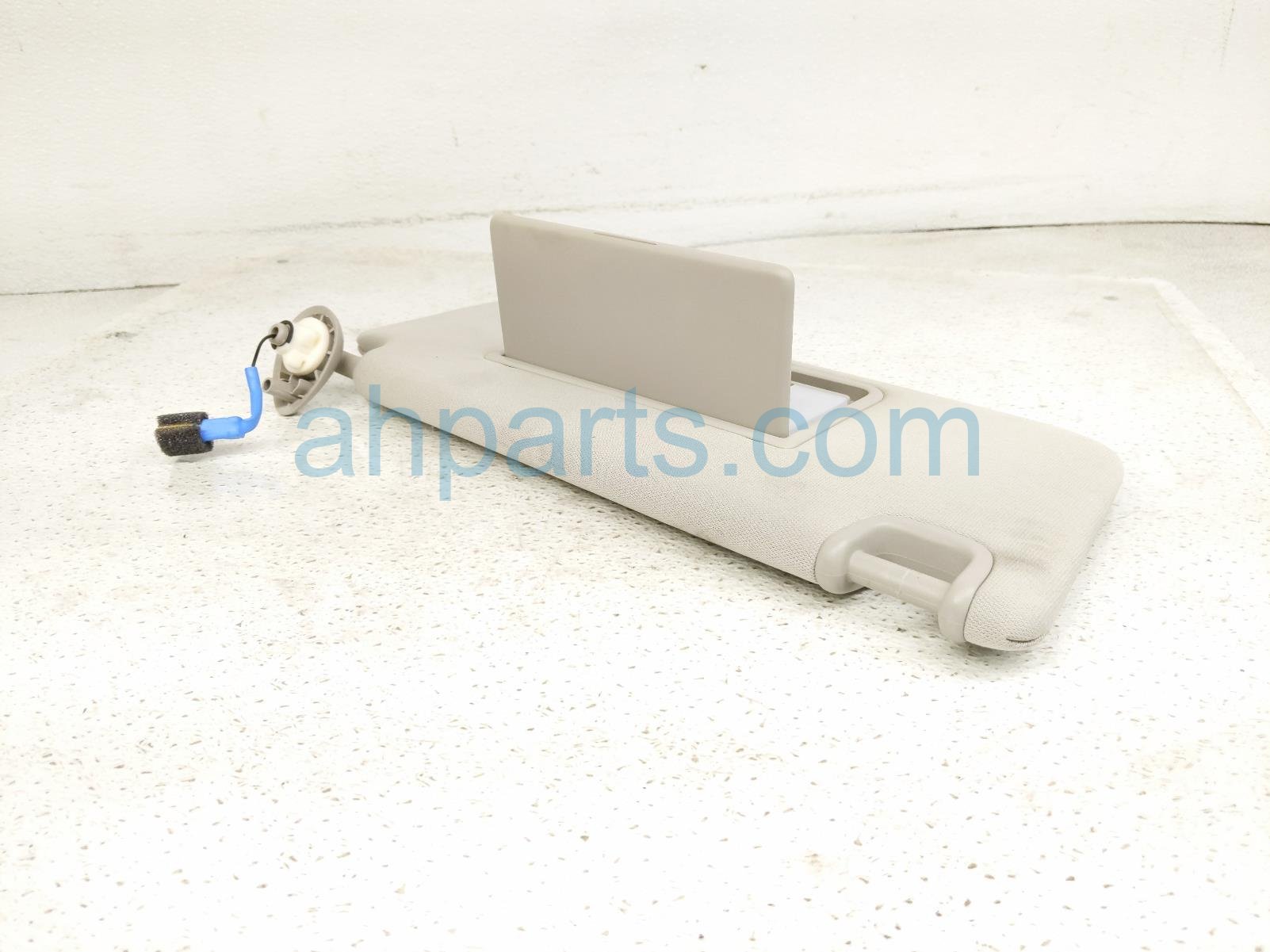 2019 Honda Insight Passenger Sun Visor Grey 83230 TBA A93ZA Replacement 2019 Honda Insight Passenger Sun Visor Grey 83230 TBA A93ZA Replacement thumbnail